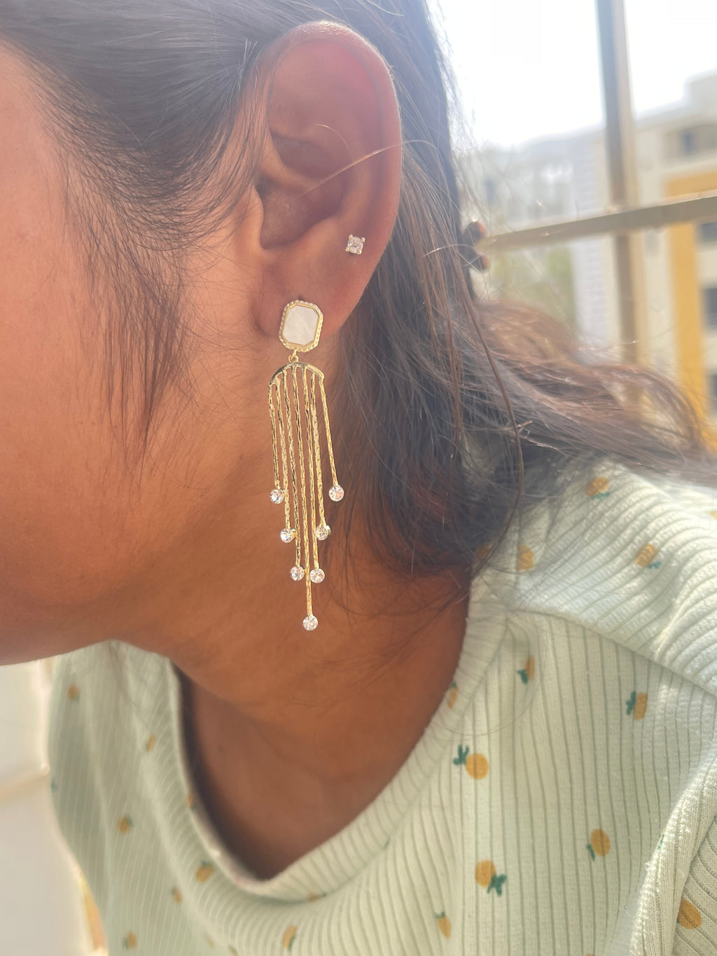 Square hanging tassels in gold and rosegold