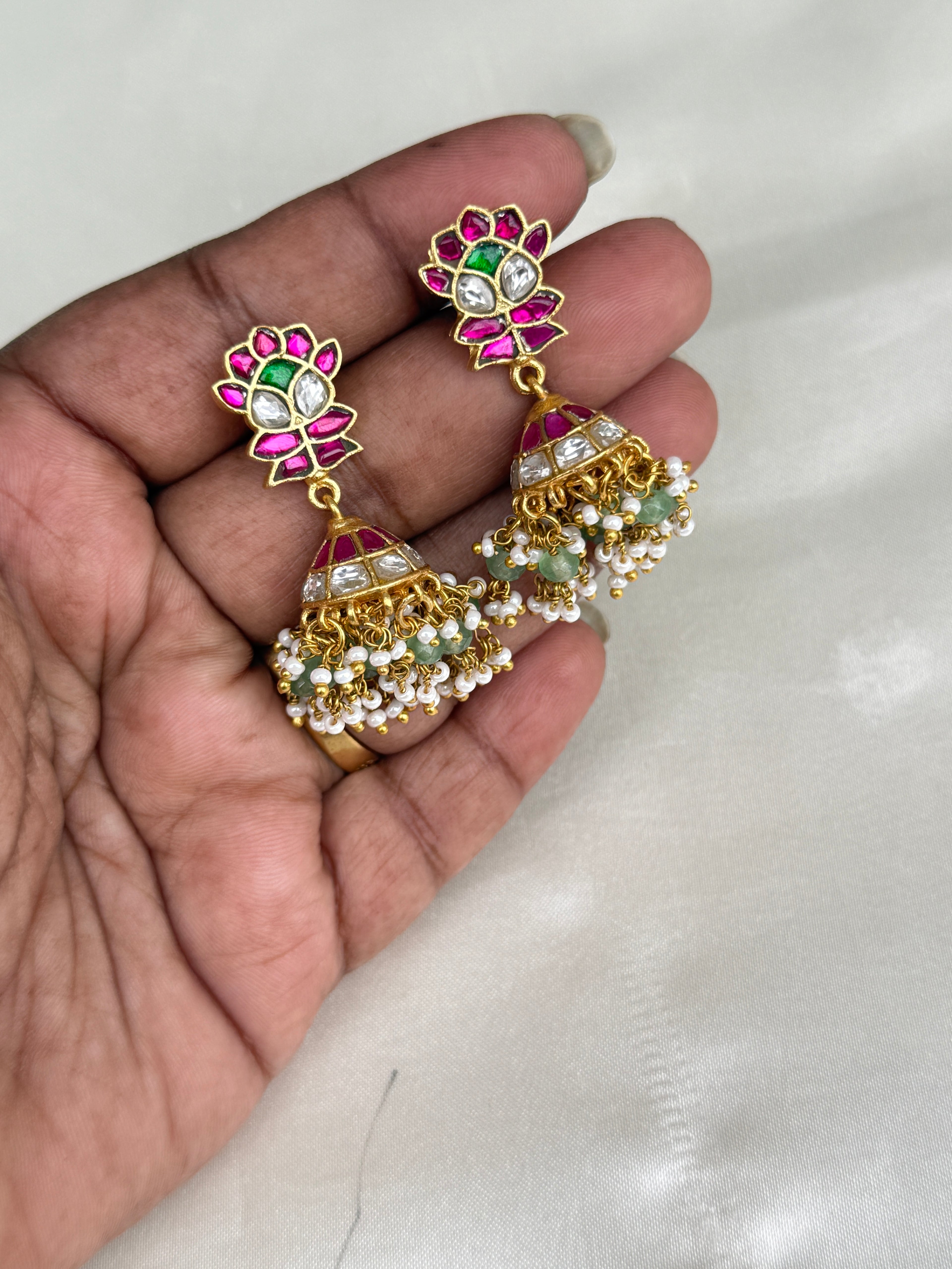 Er128 jadau Kundan butta Earrings