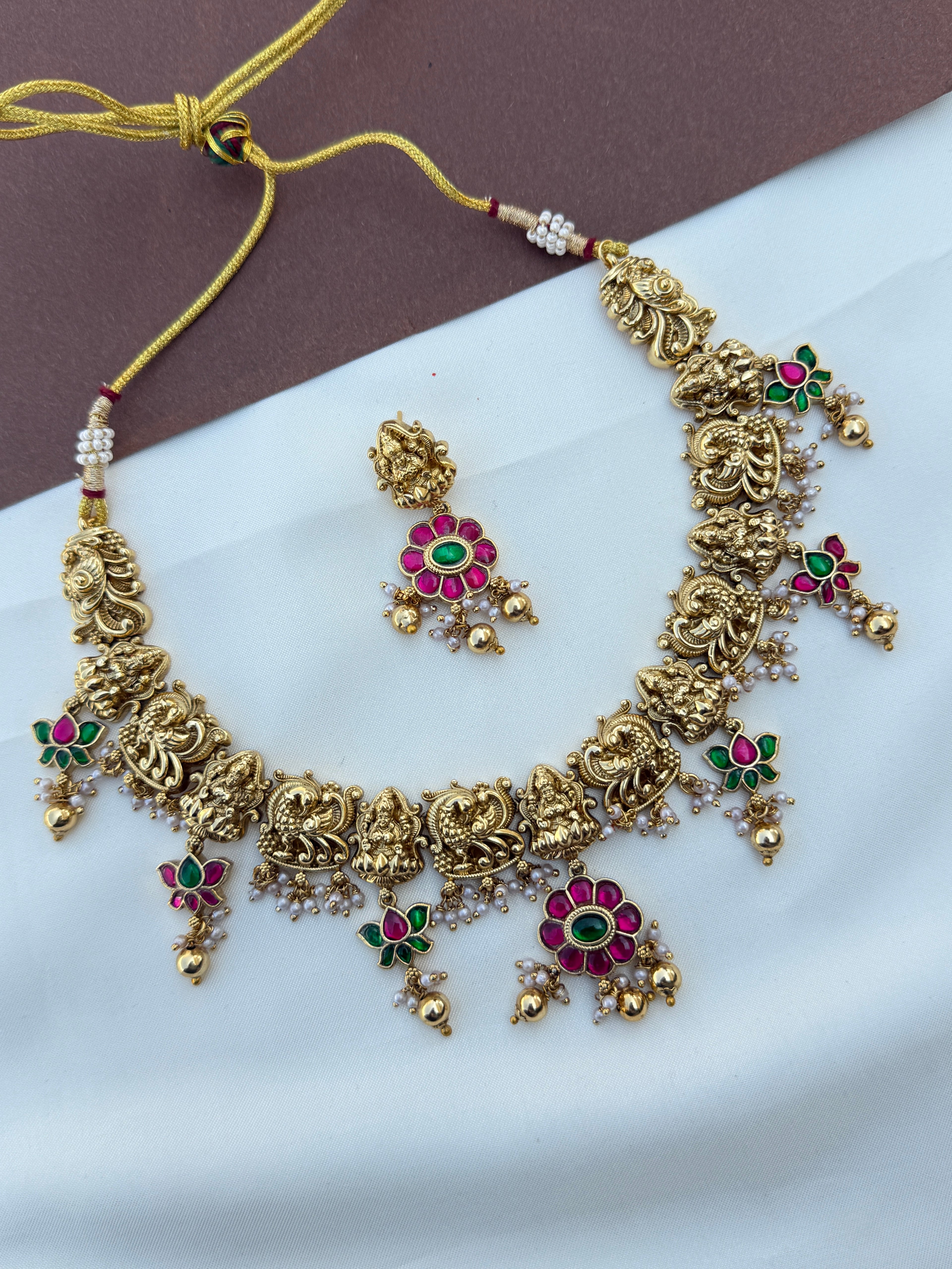 Ns617 nakshi jadau kundan laksmi devi  peacock neckset with gold balls