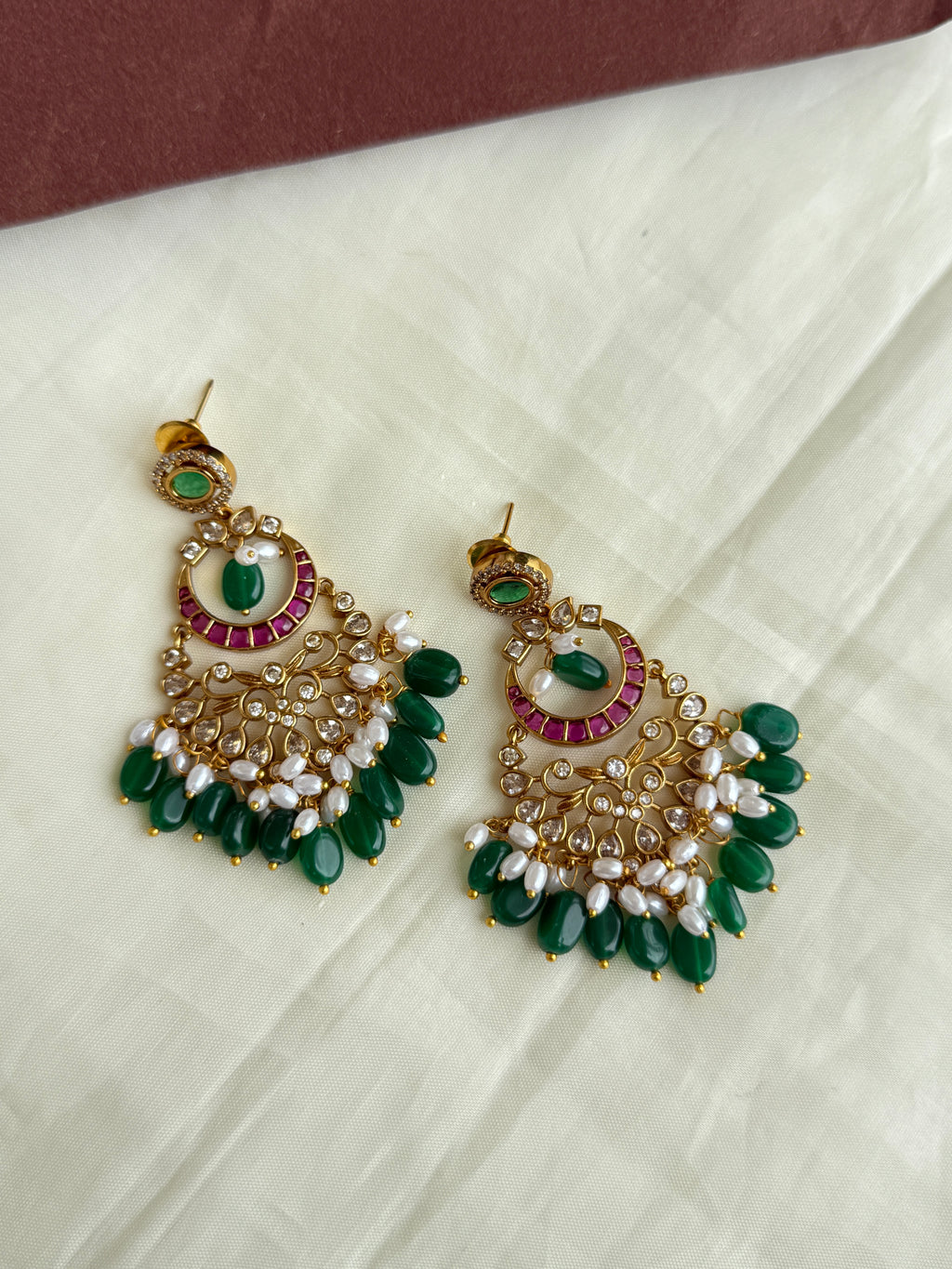 Er60 kemp uncut Kundan light weight chandbali earrings