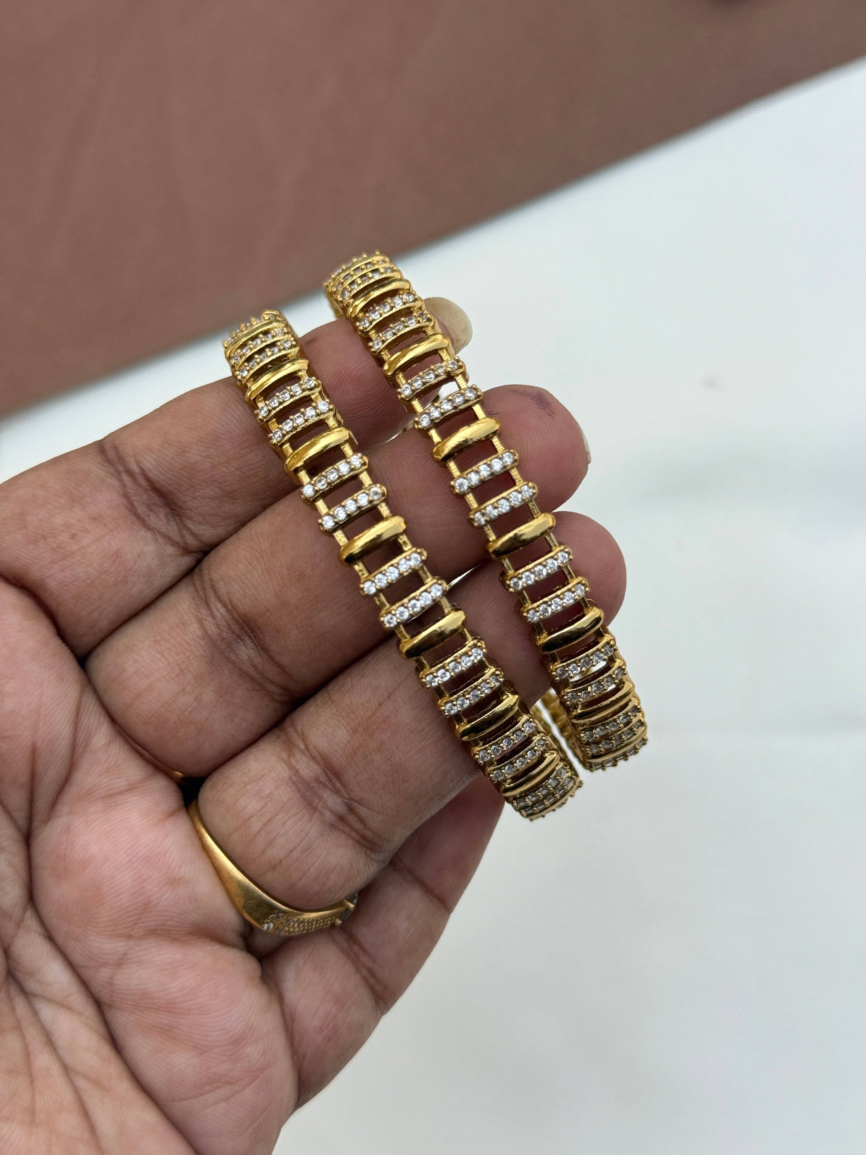 Sb611 cz stone bangles