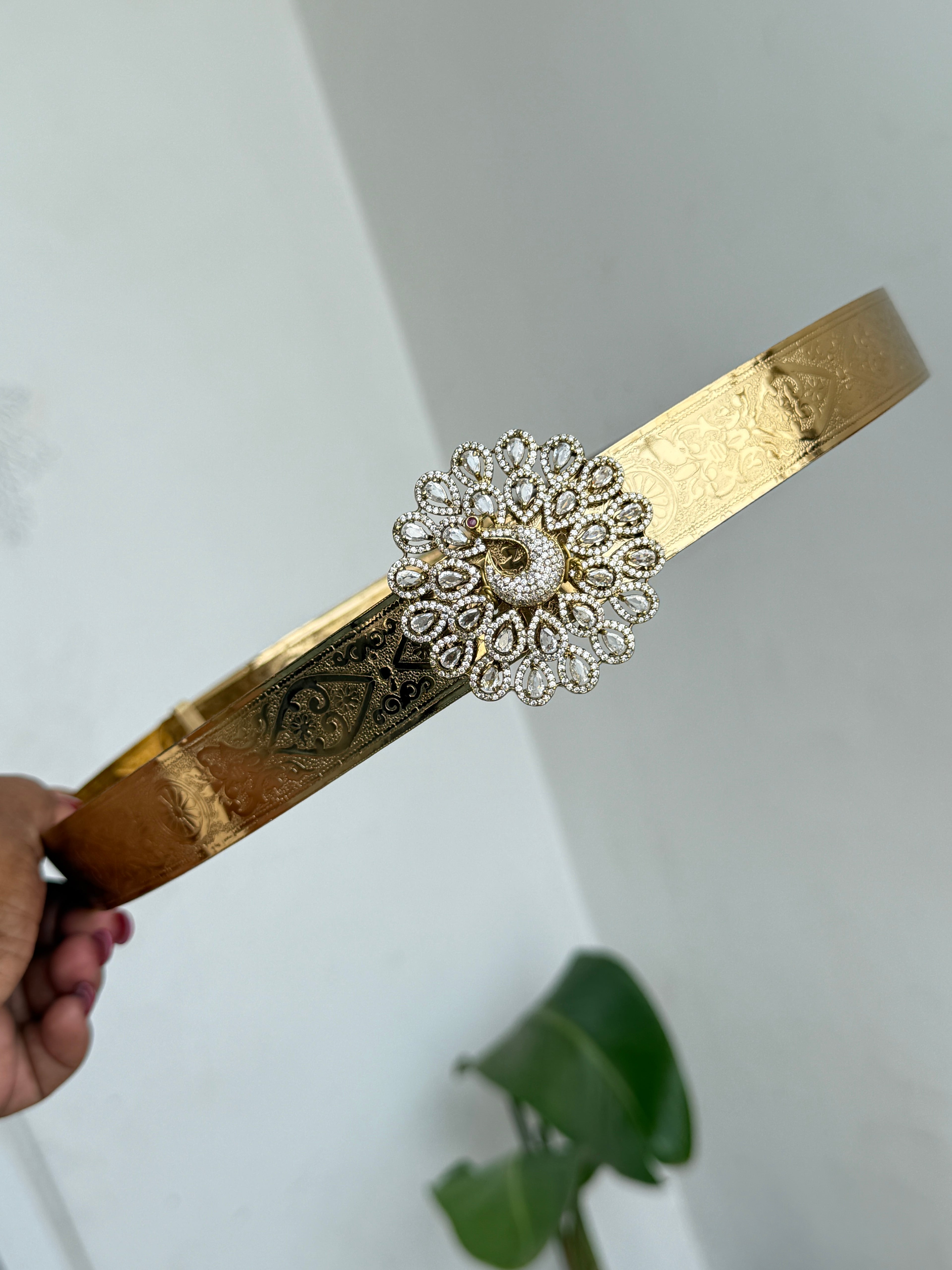 Hb656 adults texture peacock hipbelt