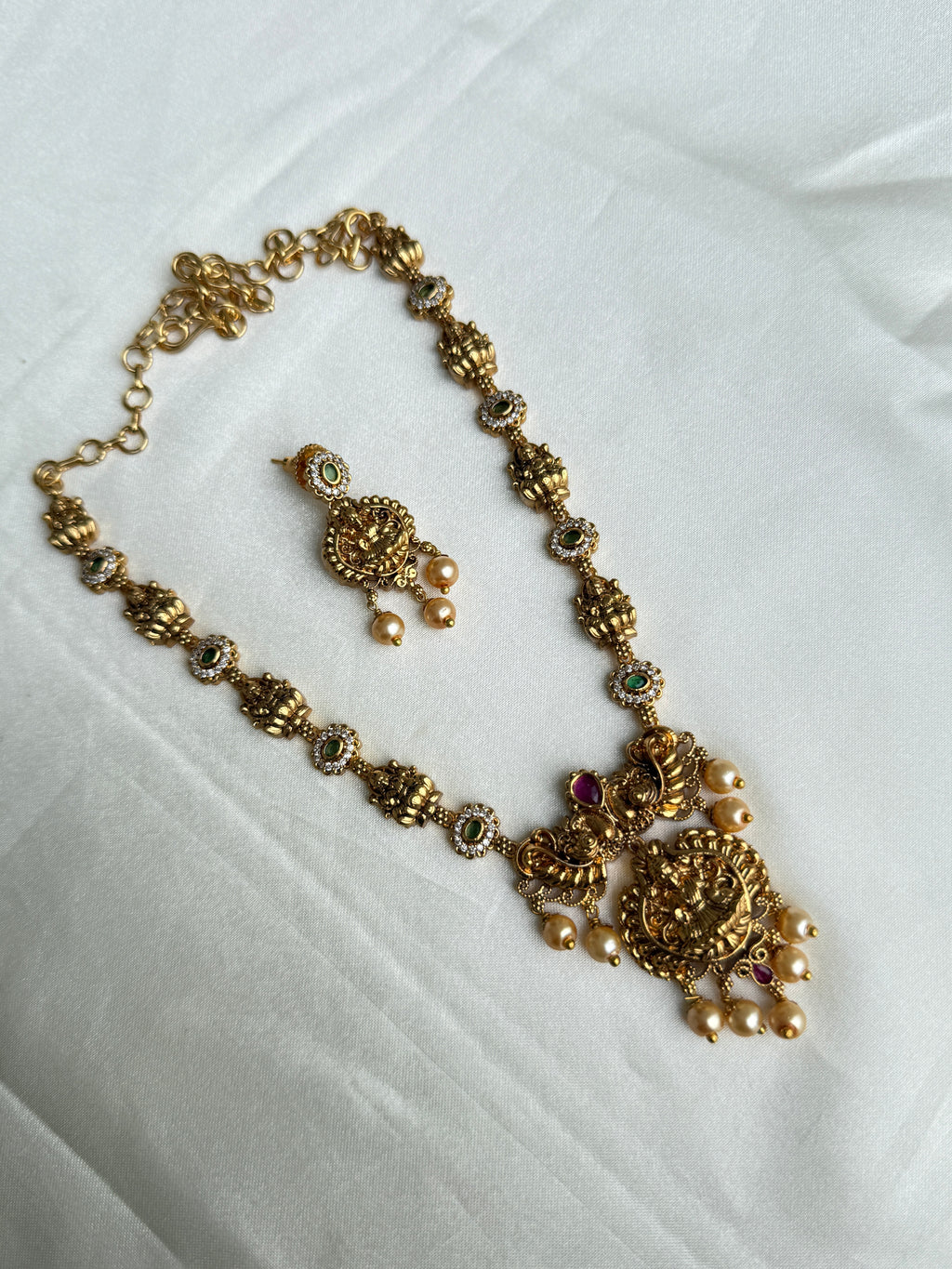 Ns290 Lakshmi Devi neckset suits for kids and adults