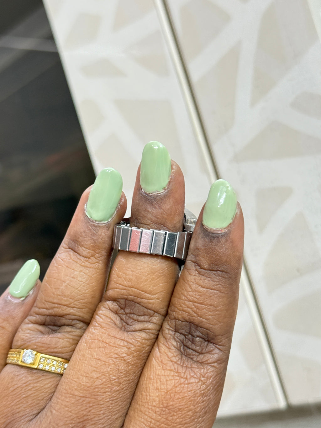 Wt001 finger watches