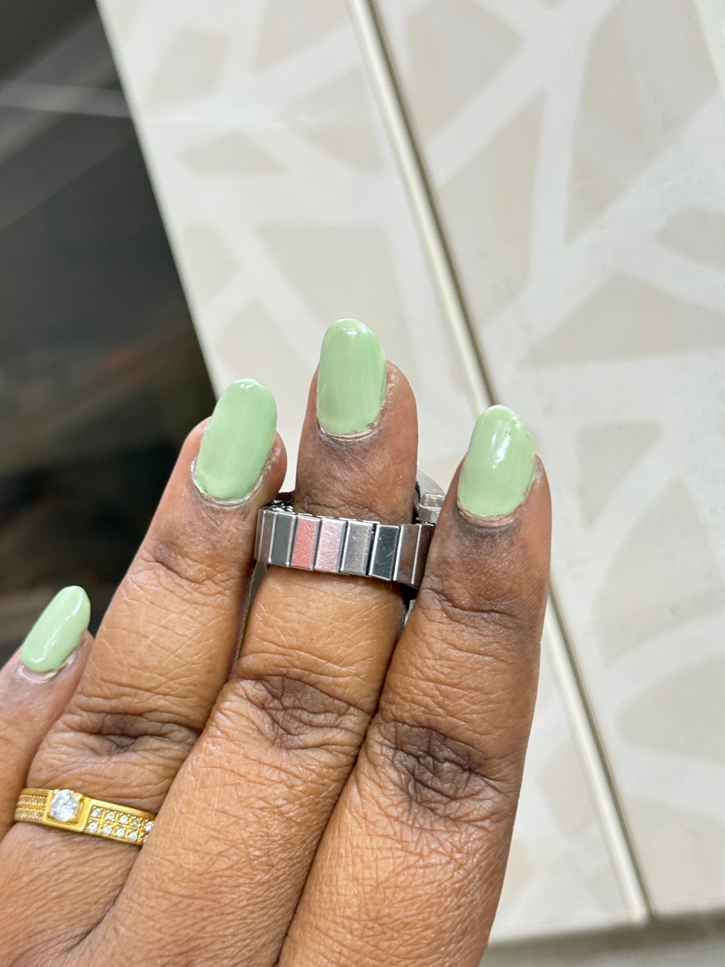 Wt001 finger watches