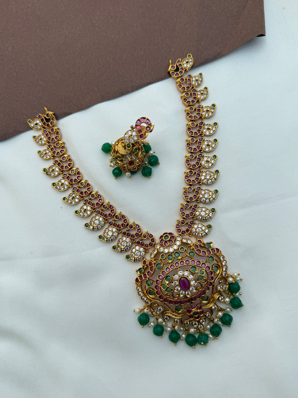 Ns567 Kempu mango peacock neckset