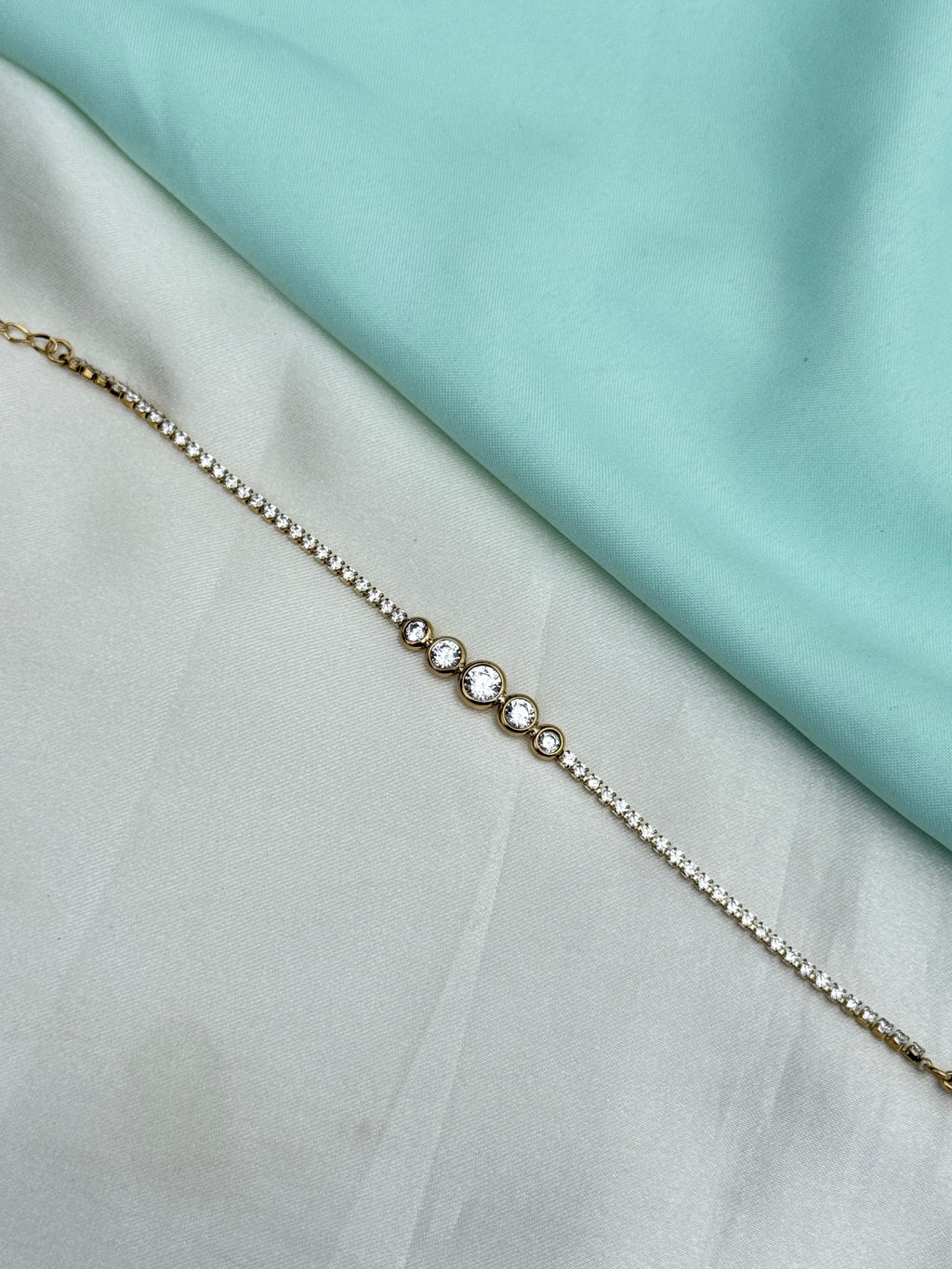 Ab065 anti tarnish stones 7.5 inches 2.4 to 2.6 adjustable chain bracelet