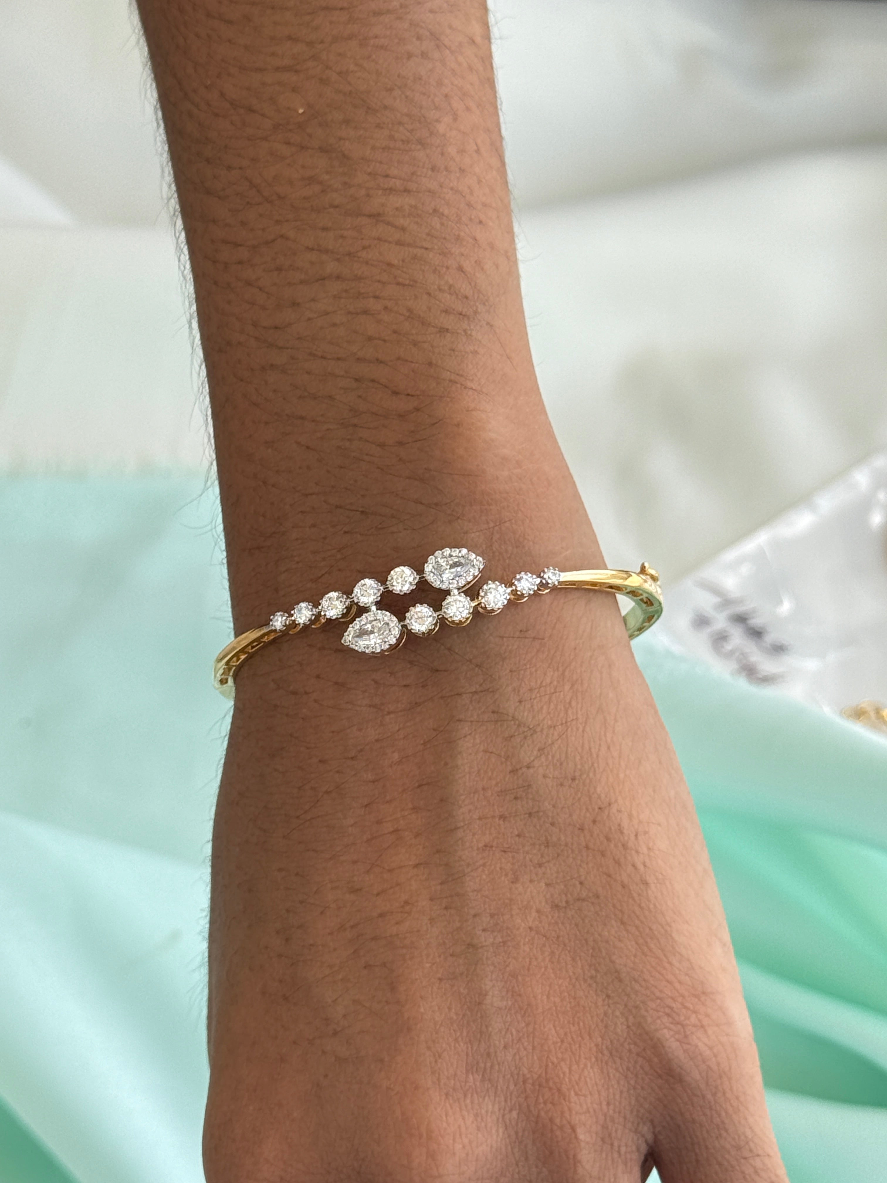 Br540 micro gold 2.0 to 2.2 size openable kids kada bracelet