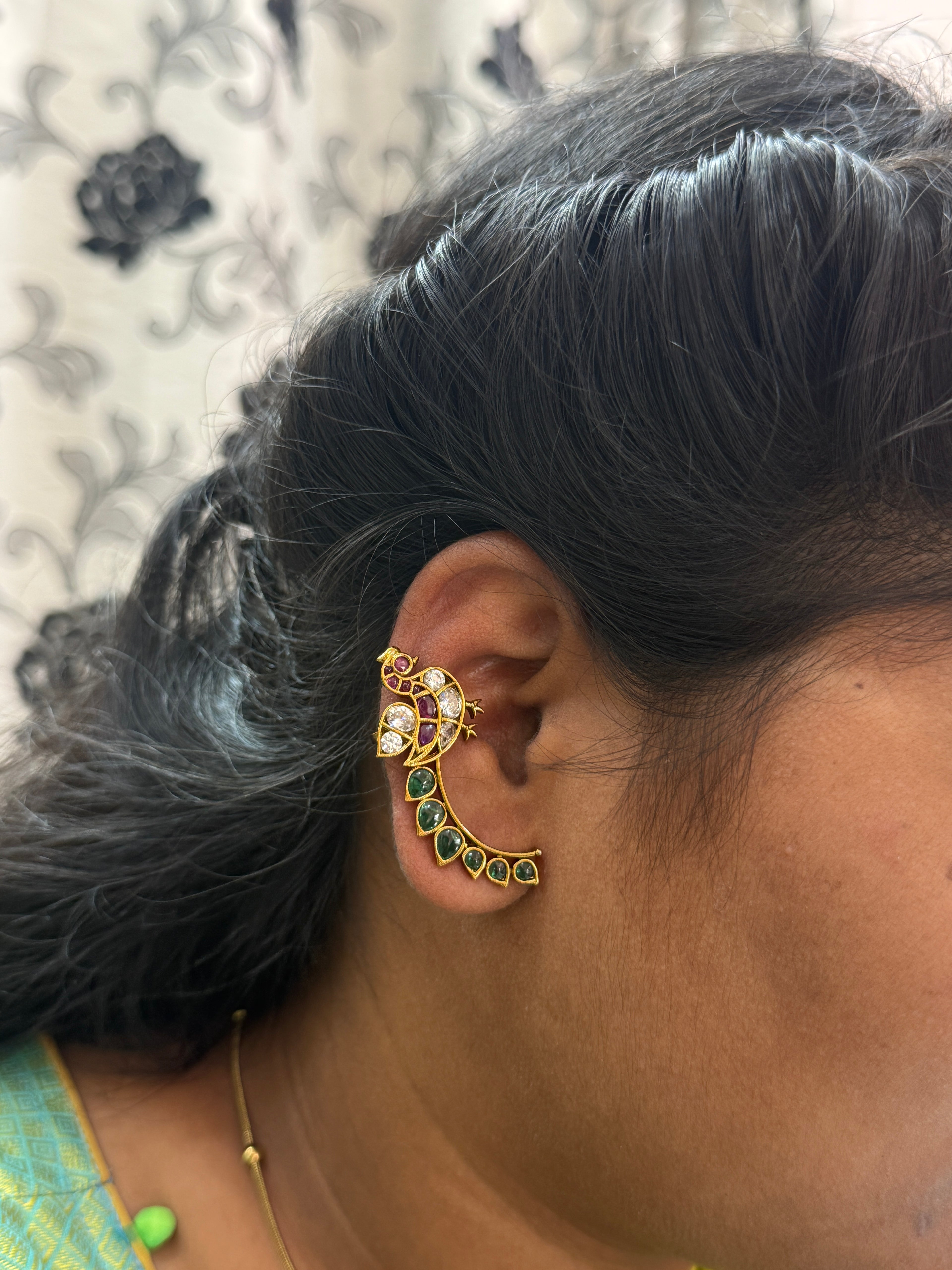 Er236 kemp peacock earcuffs
