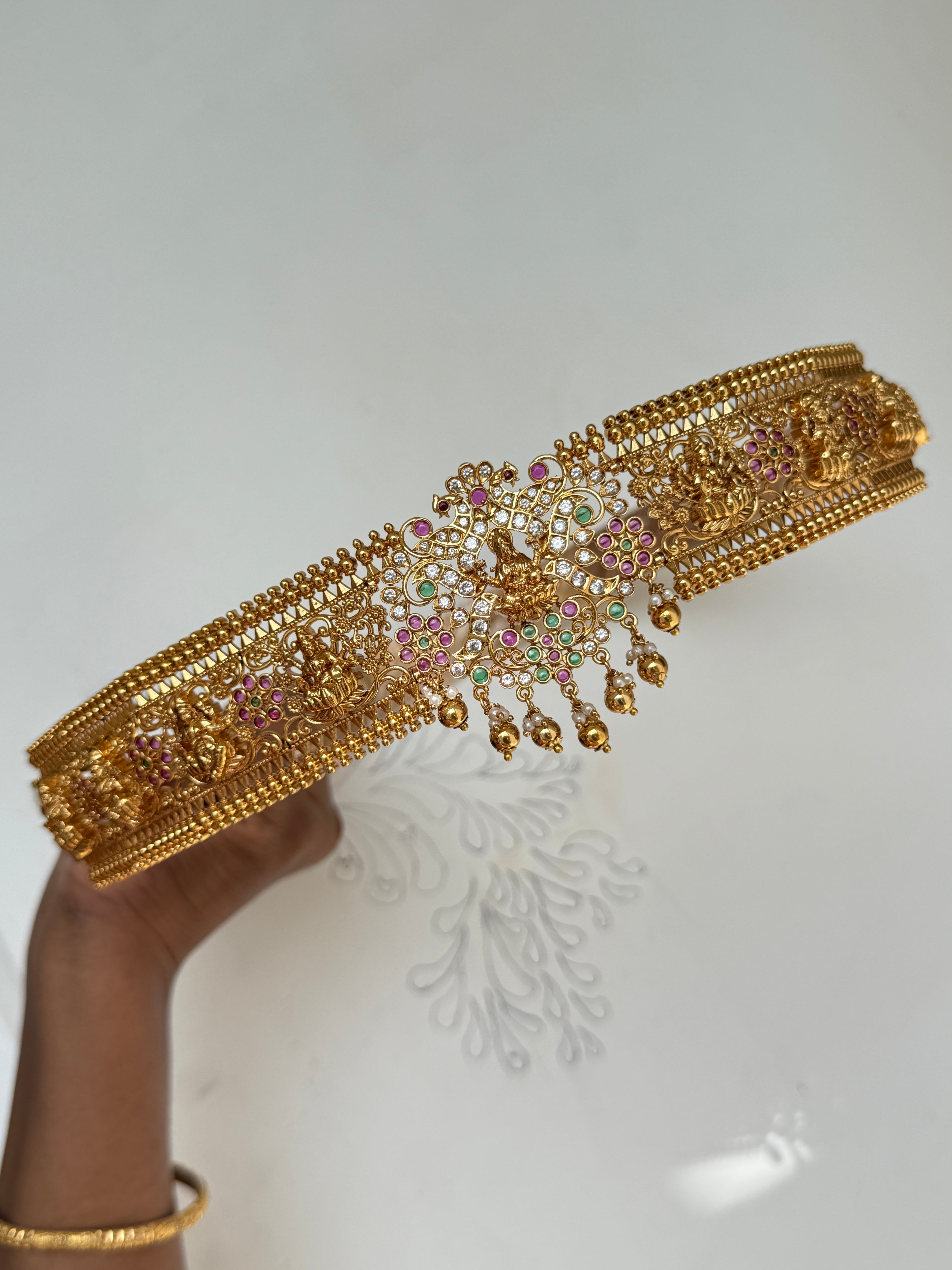 Hb525 flexible Lakshmi Devi Kemp uncuts adults hipbelts