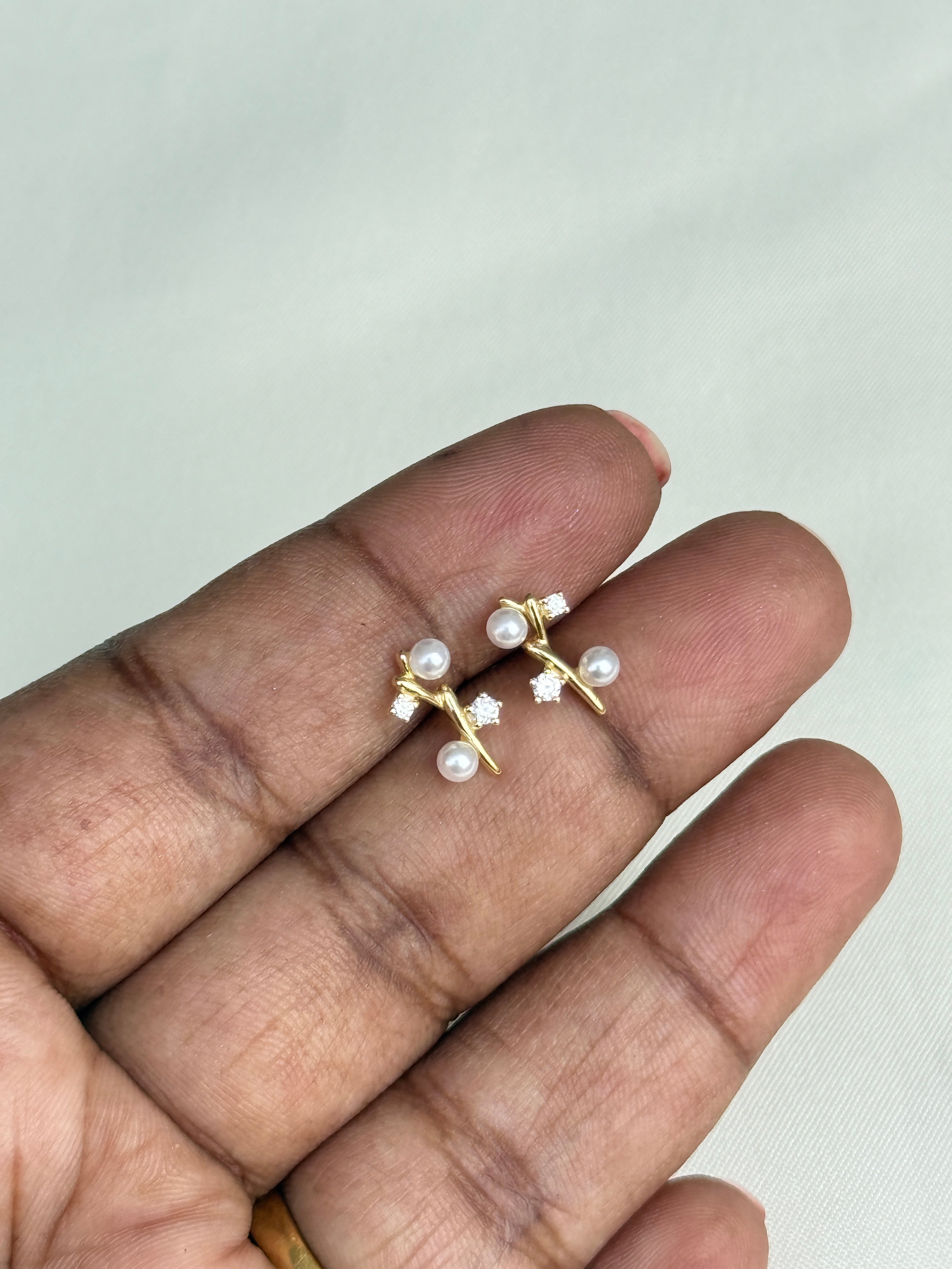 Se009 92.5 silver hallmark tree pearl studs