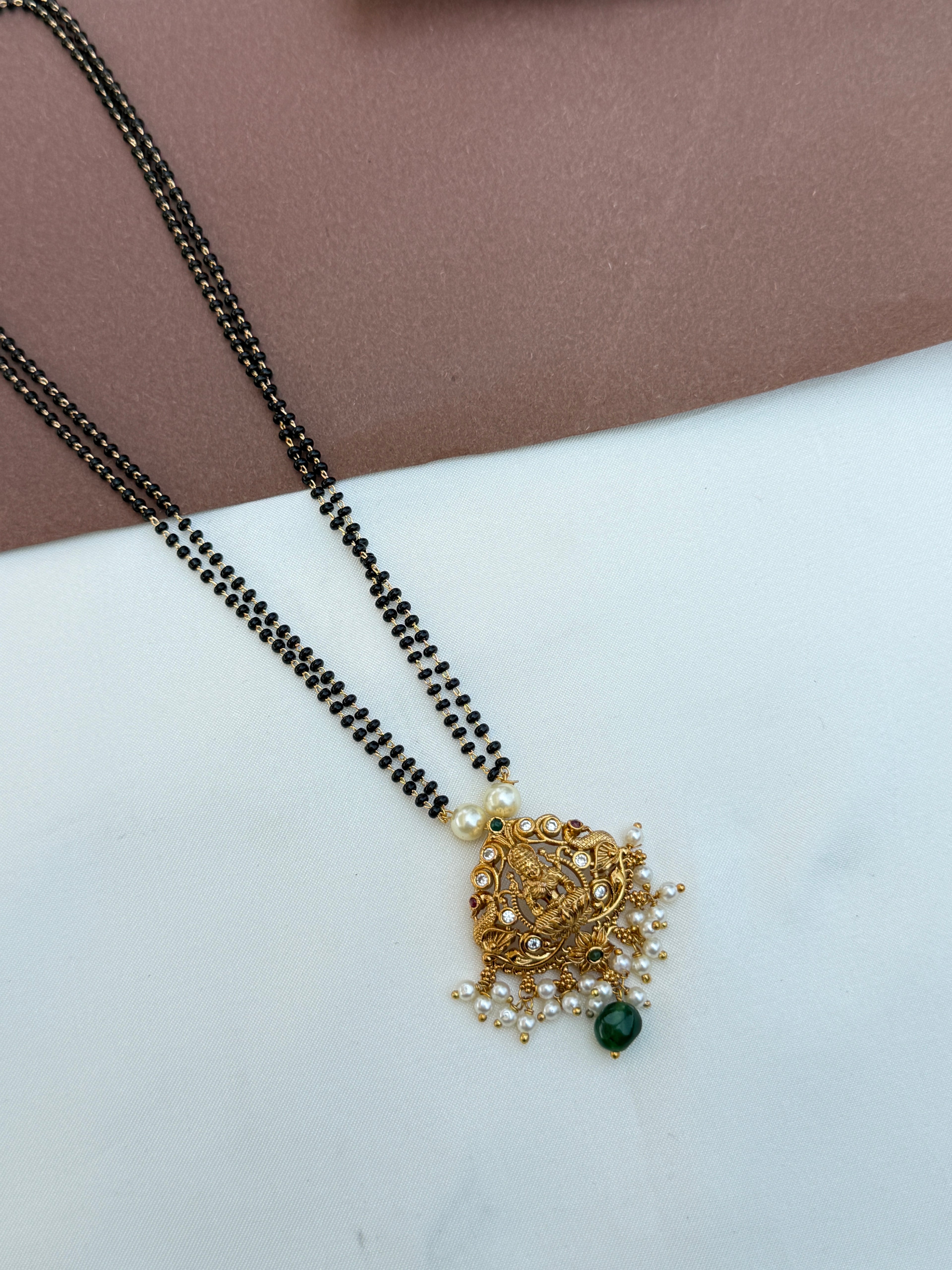 Bb086 18inches 2 lines Lakshmidevi blackbeads