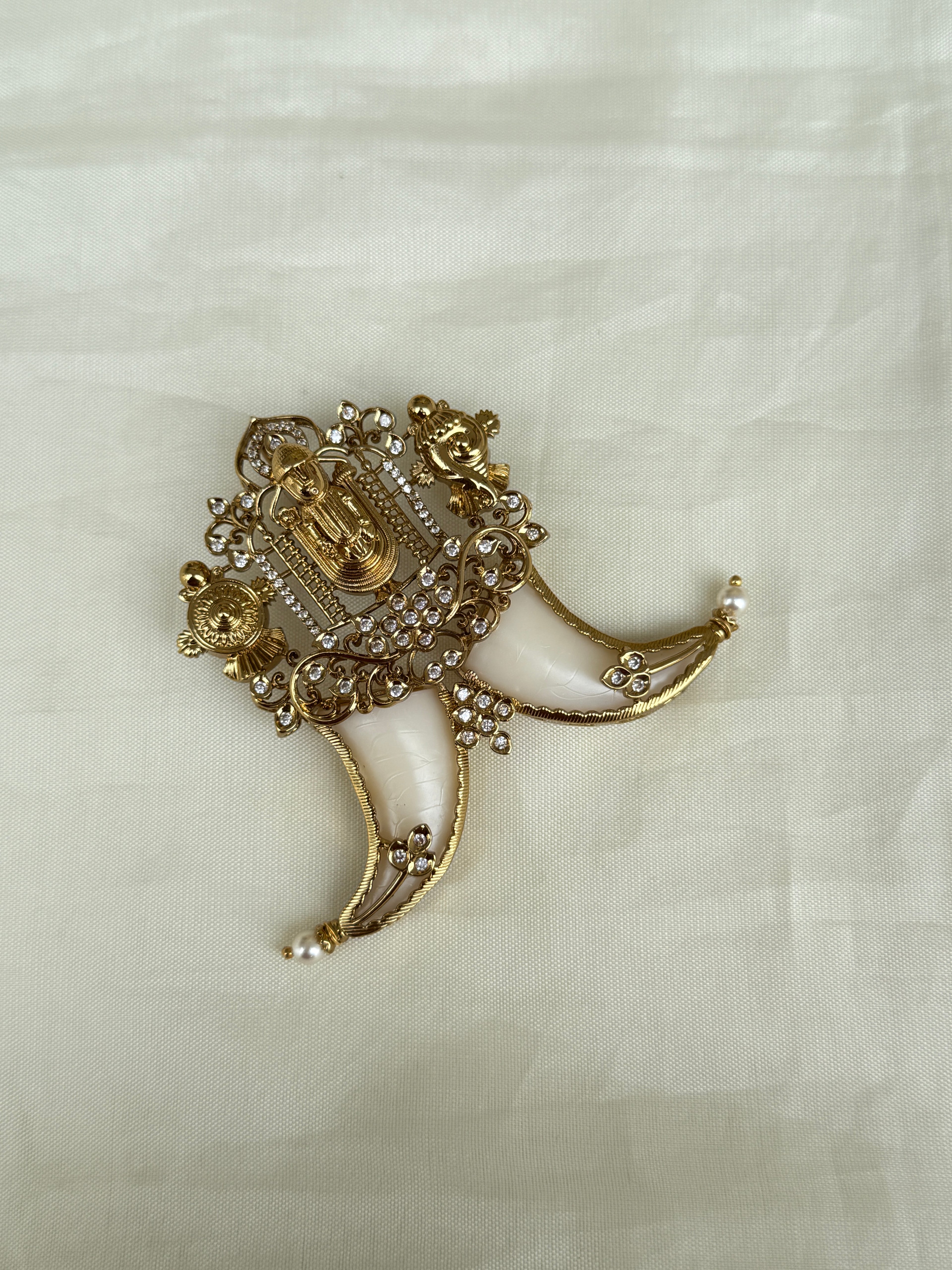 Pg007 lord venkateshwara puligoru pendant