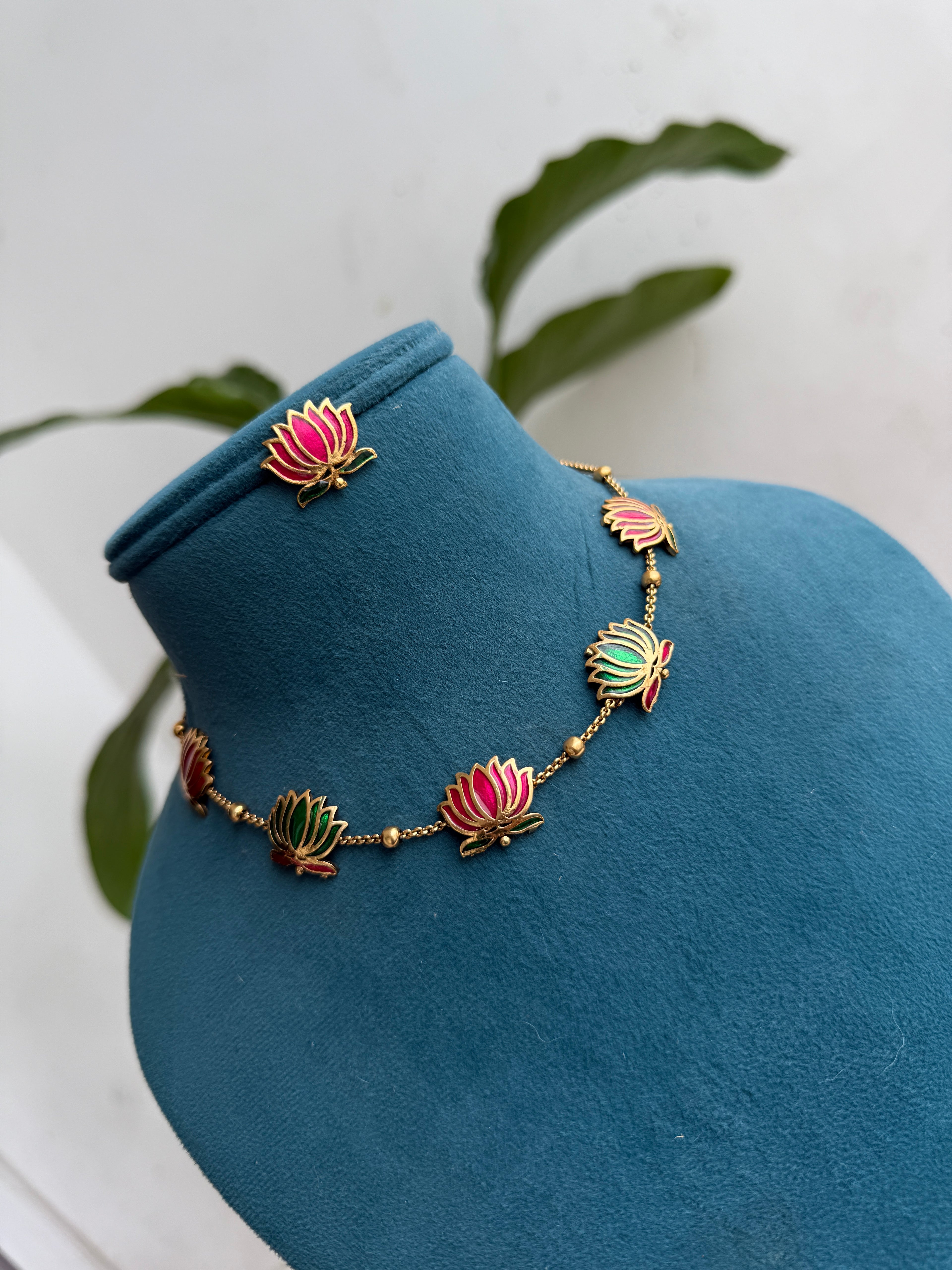 Ns472 lotus neckset