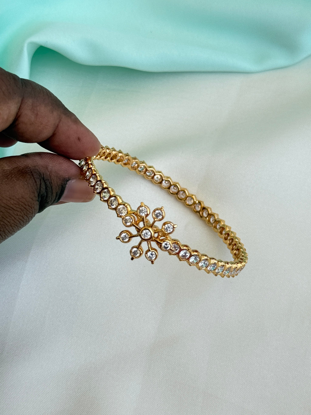 Ph514 panchaloham polished full stones single flower kada bangle