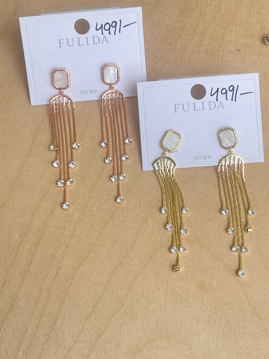 Square hanging tassels in gold and rosegold