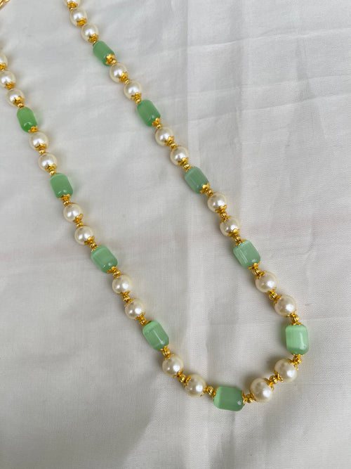 Bb0027 18inches mint & green beads