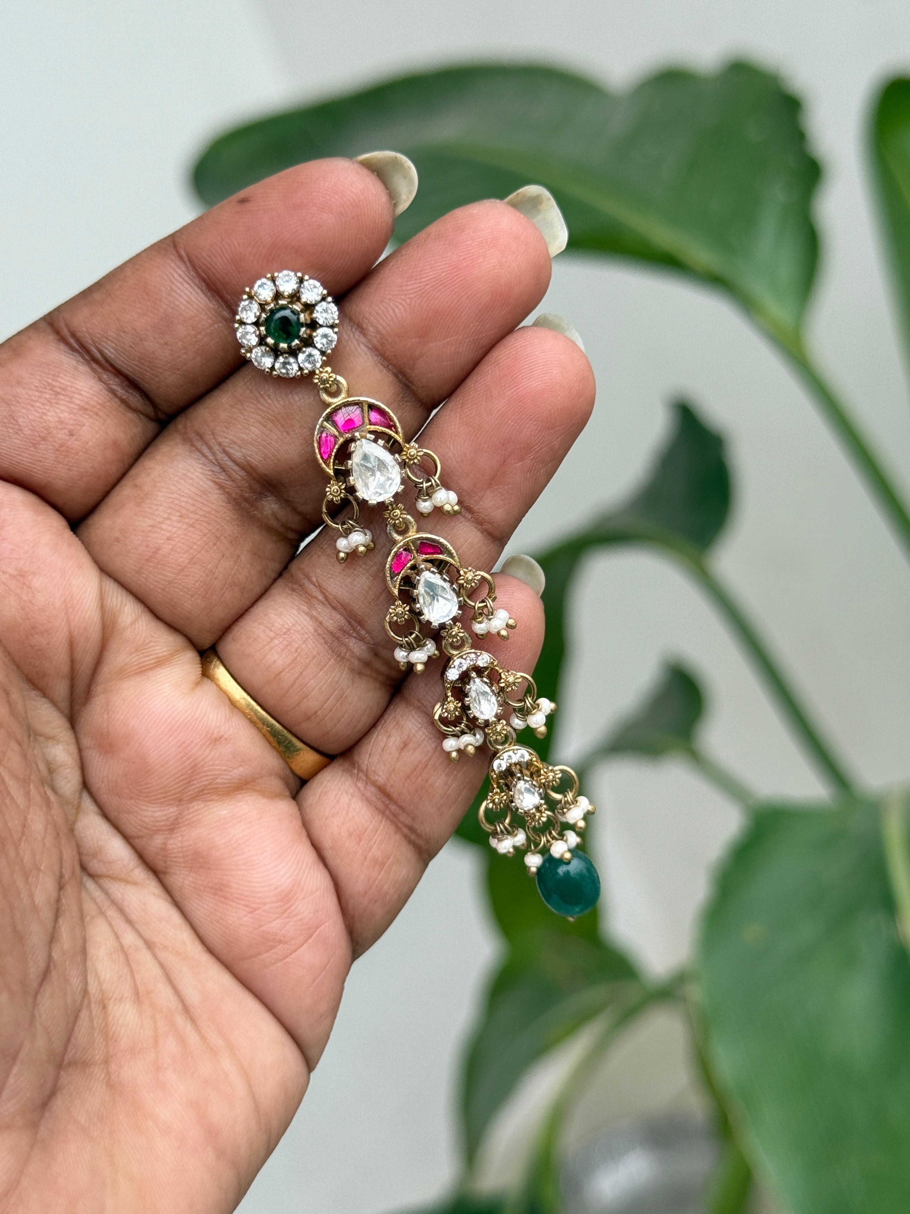 Er110 jadau Kundan tassels