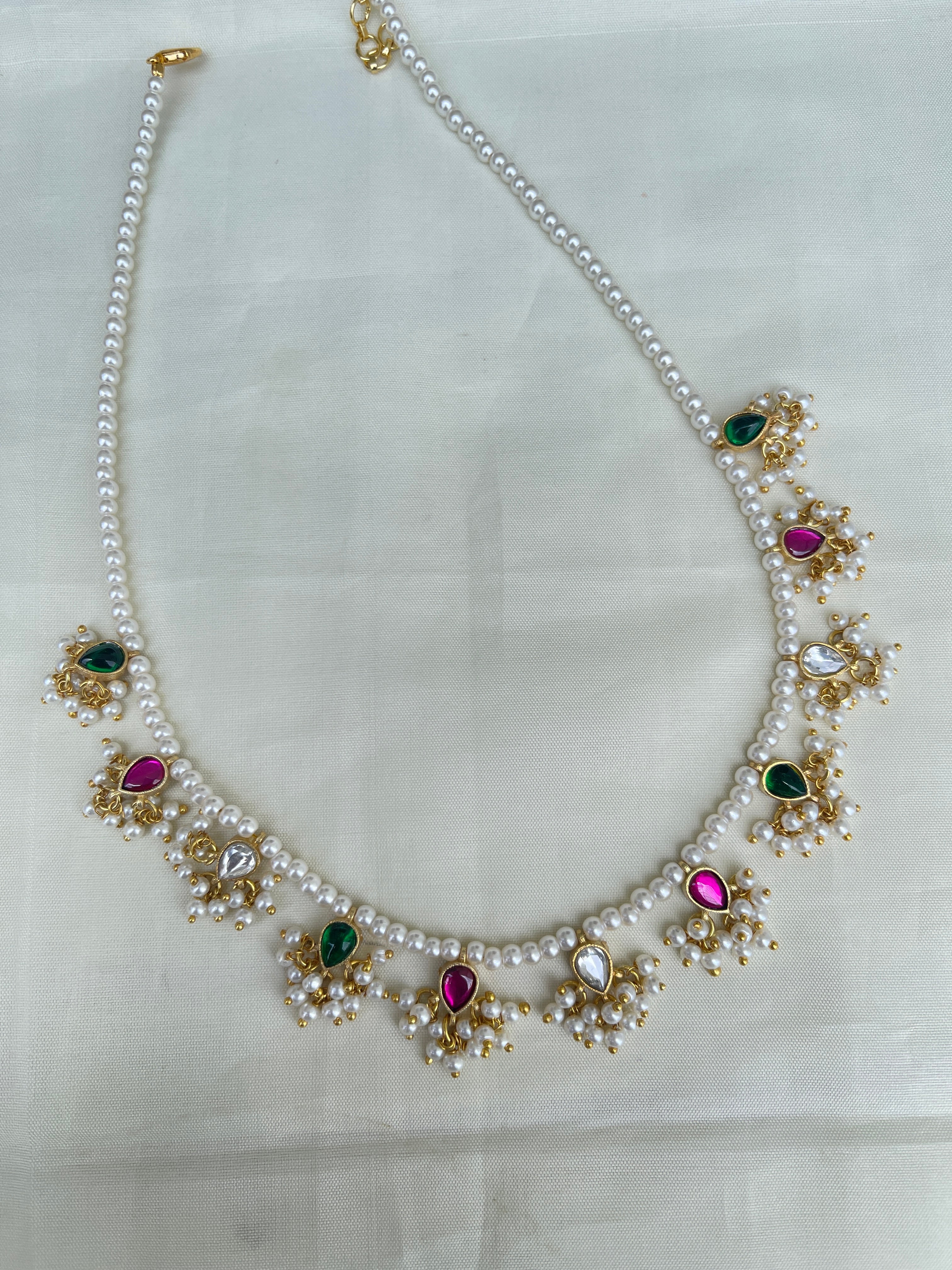 Pearl chain with jadau Kundan small pendant