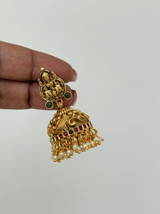 Er2055 lakshmi devi jhumkas