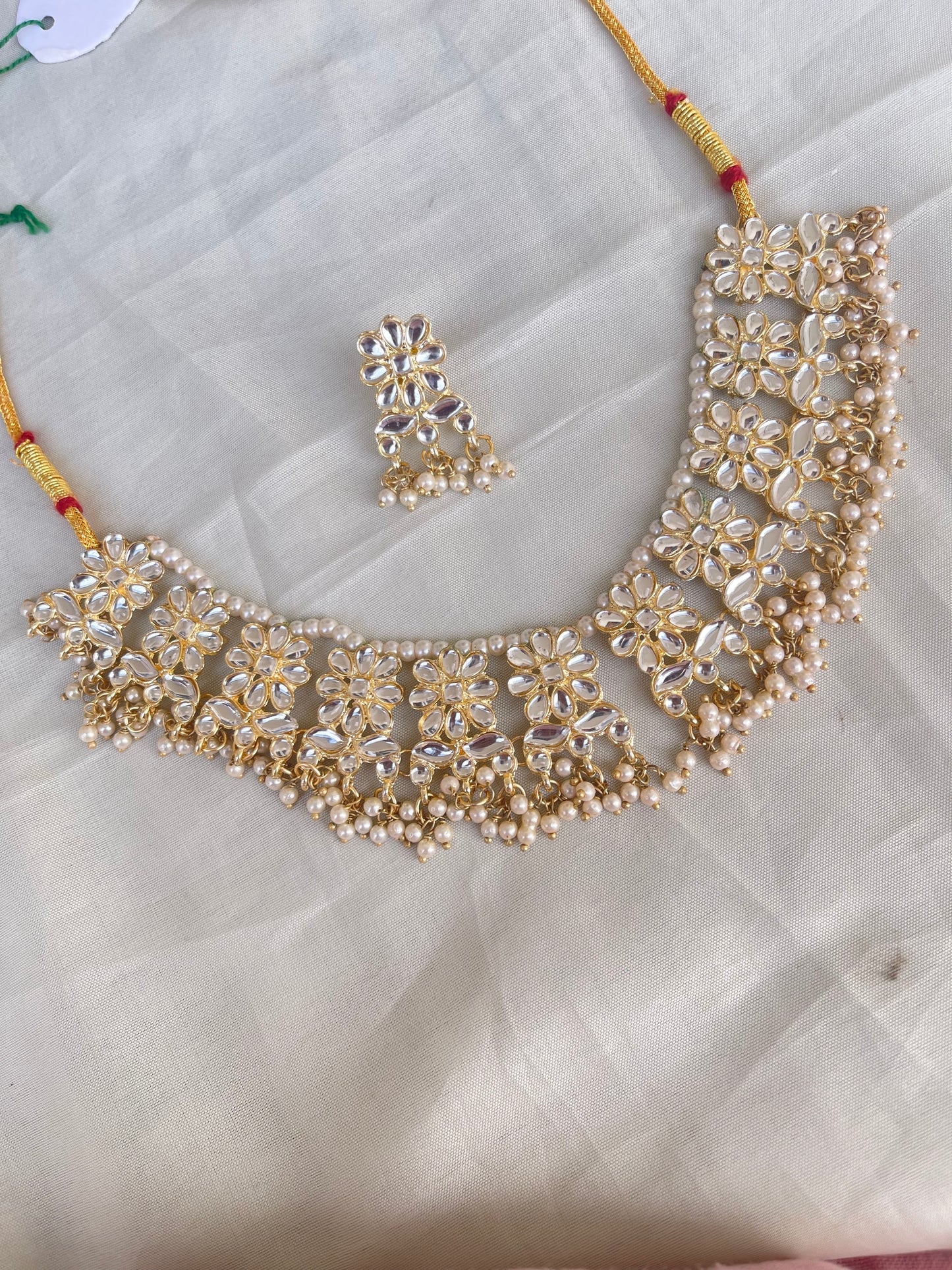 Kundan neckset