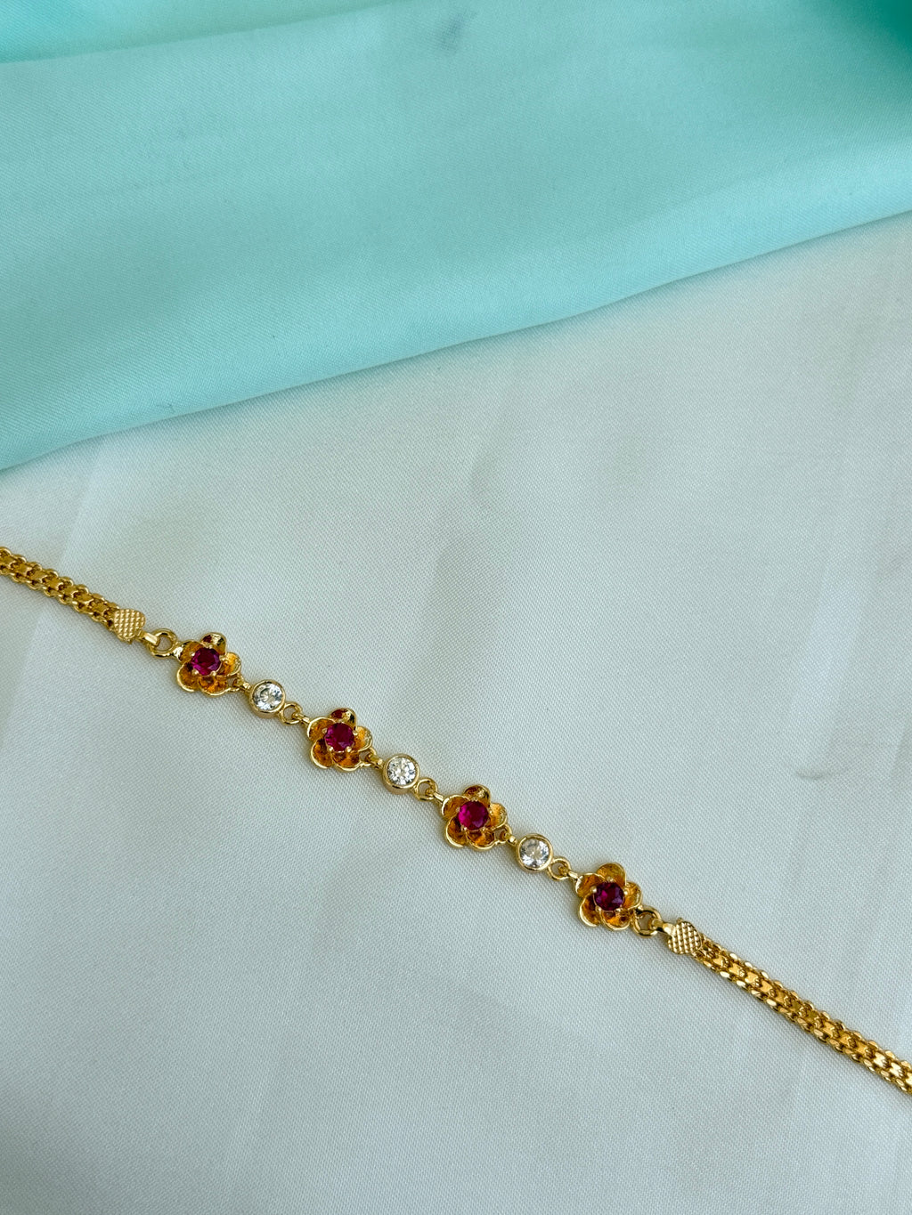 PH502 Panchaloham flowers 9 inches chain bracelet