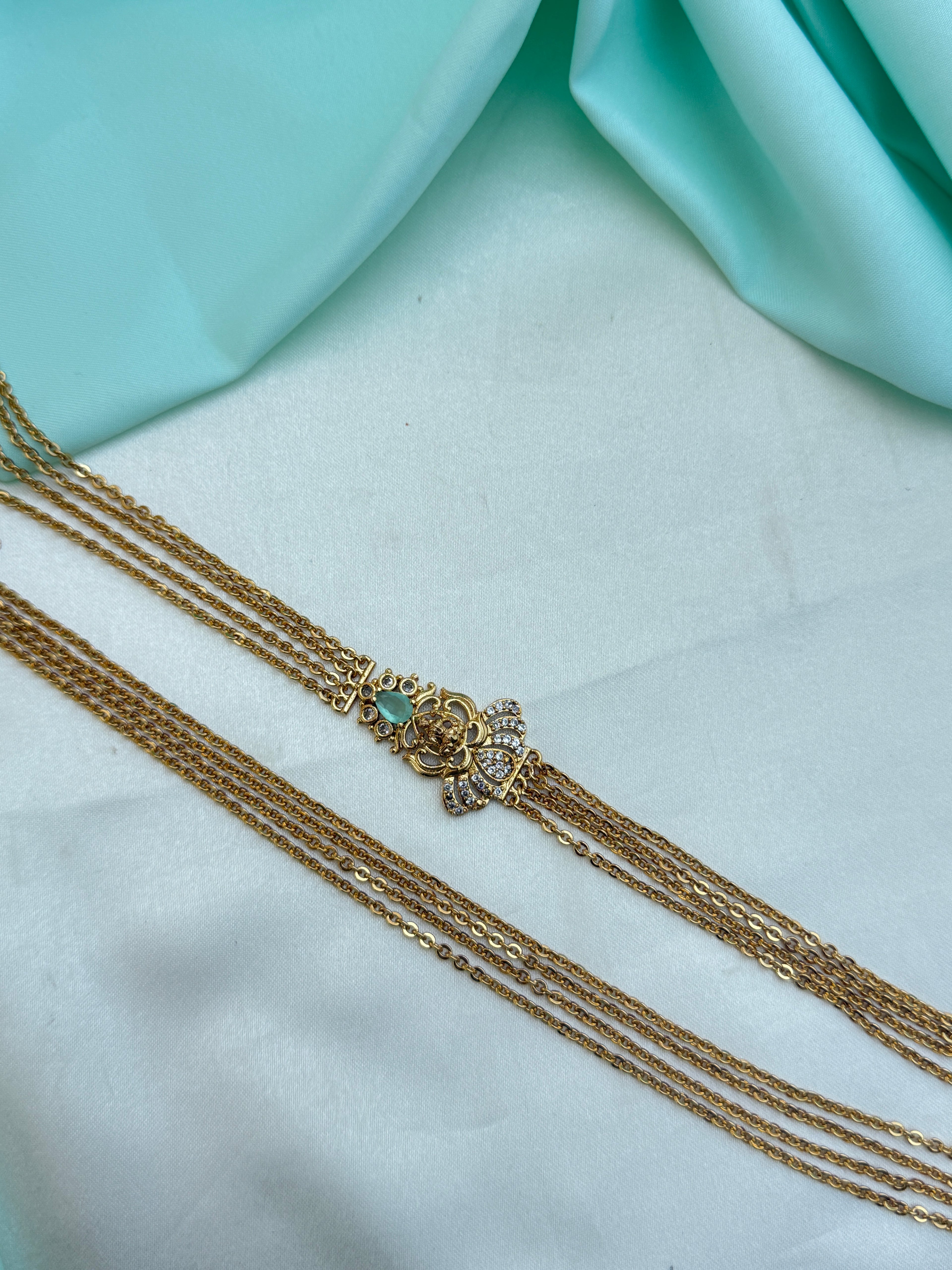 Ch5072 Lakshmidevi lotus chandraharam