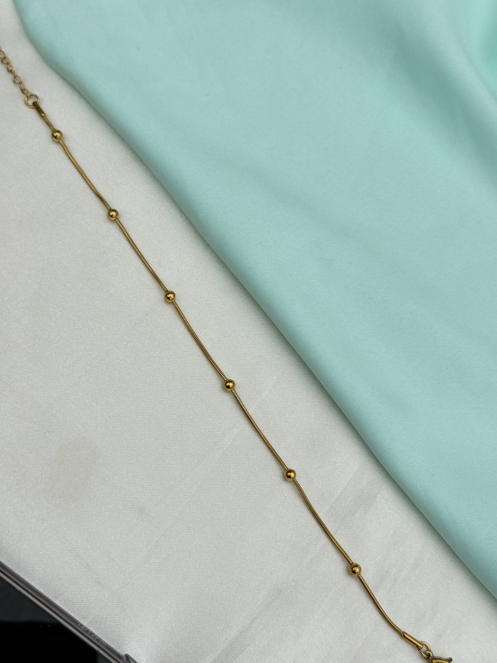 Ak141 anti tarnish gold balls 11 inches single piece 199 and 2 pieces 398 adjustable anklets