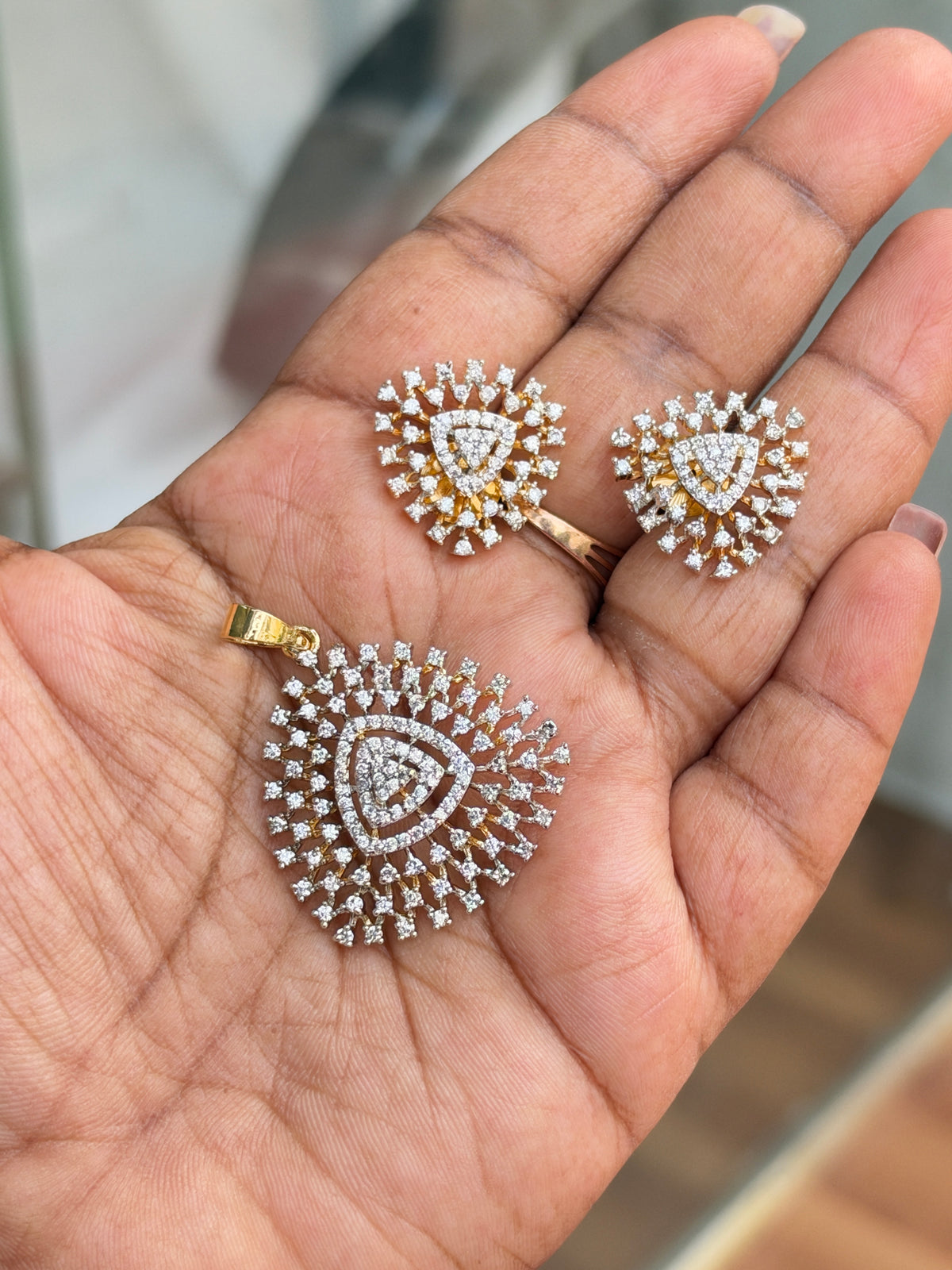 L058 diamond pendant with back push studs