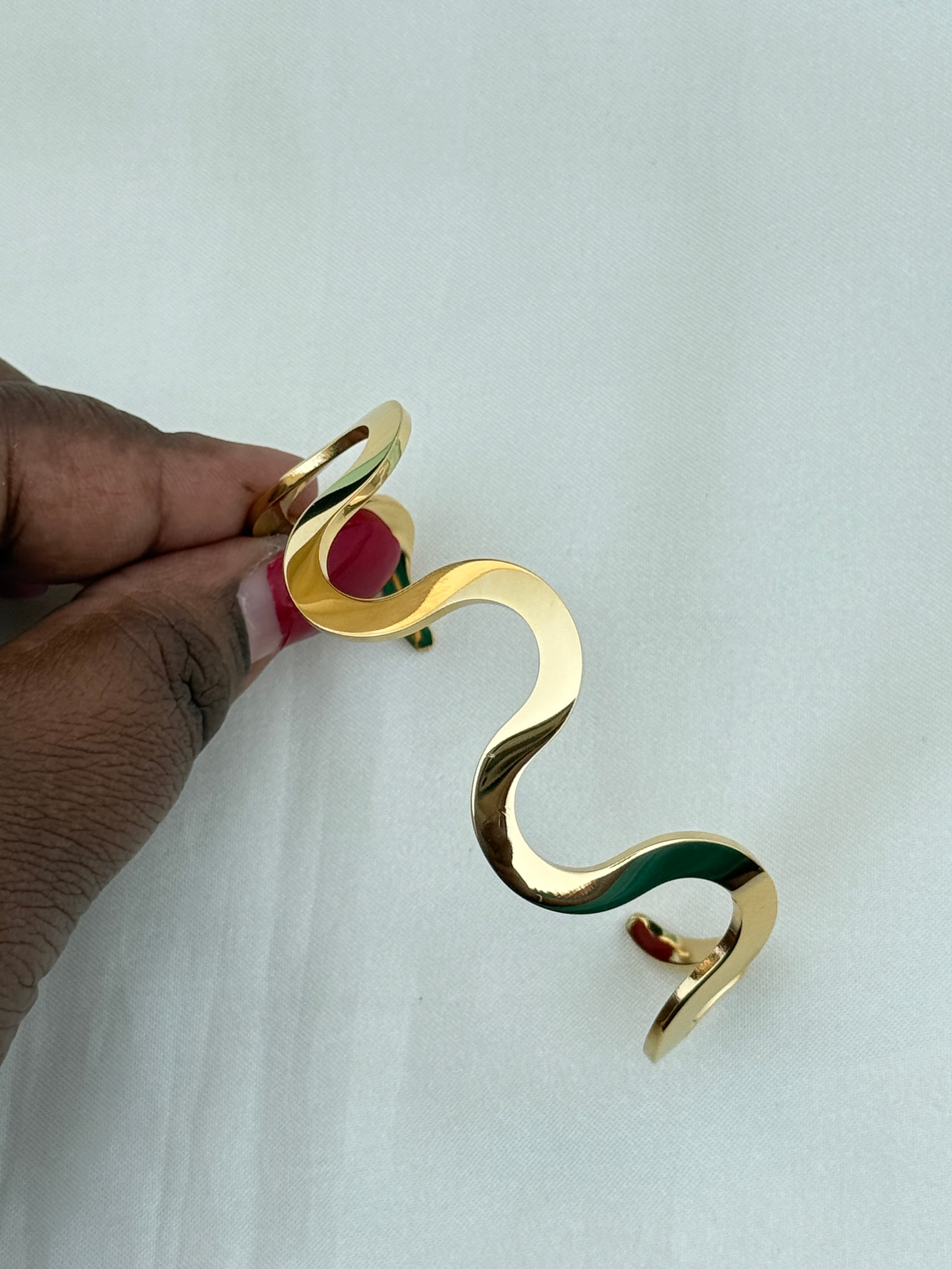 Ab544 anti tarnish open kada bracelet (2.4) to (2.6) size