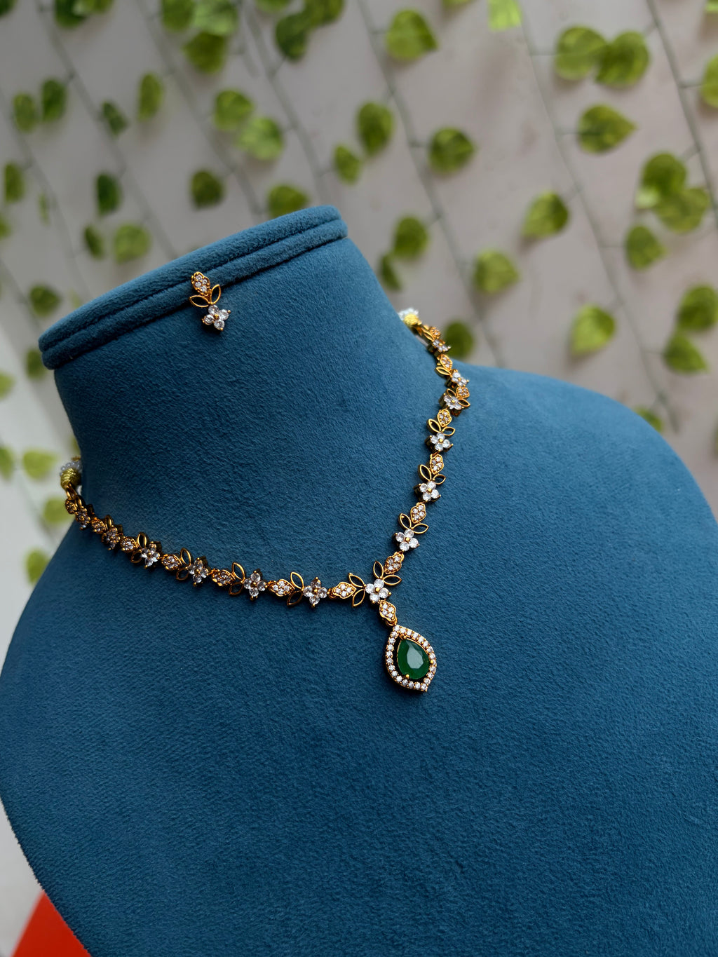 Ns846 small flowers single drops leaf stones short neckset with earrings