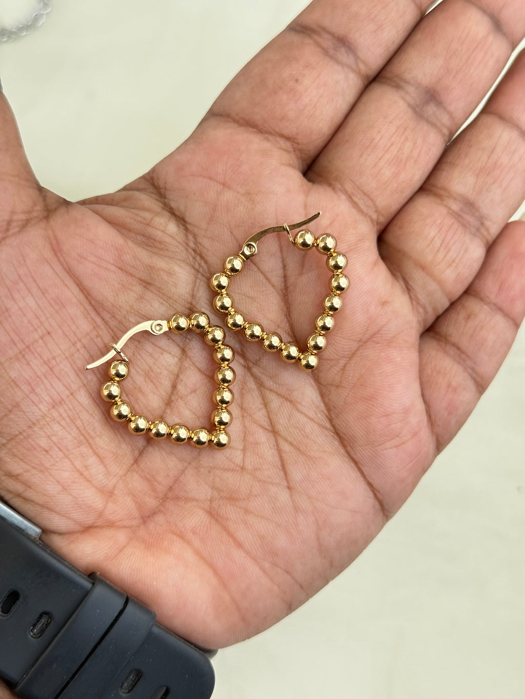 Er019 anti-tarnish heart hoops