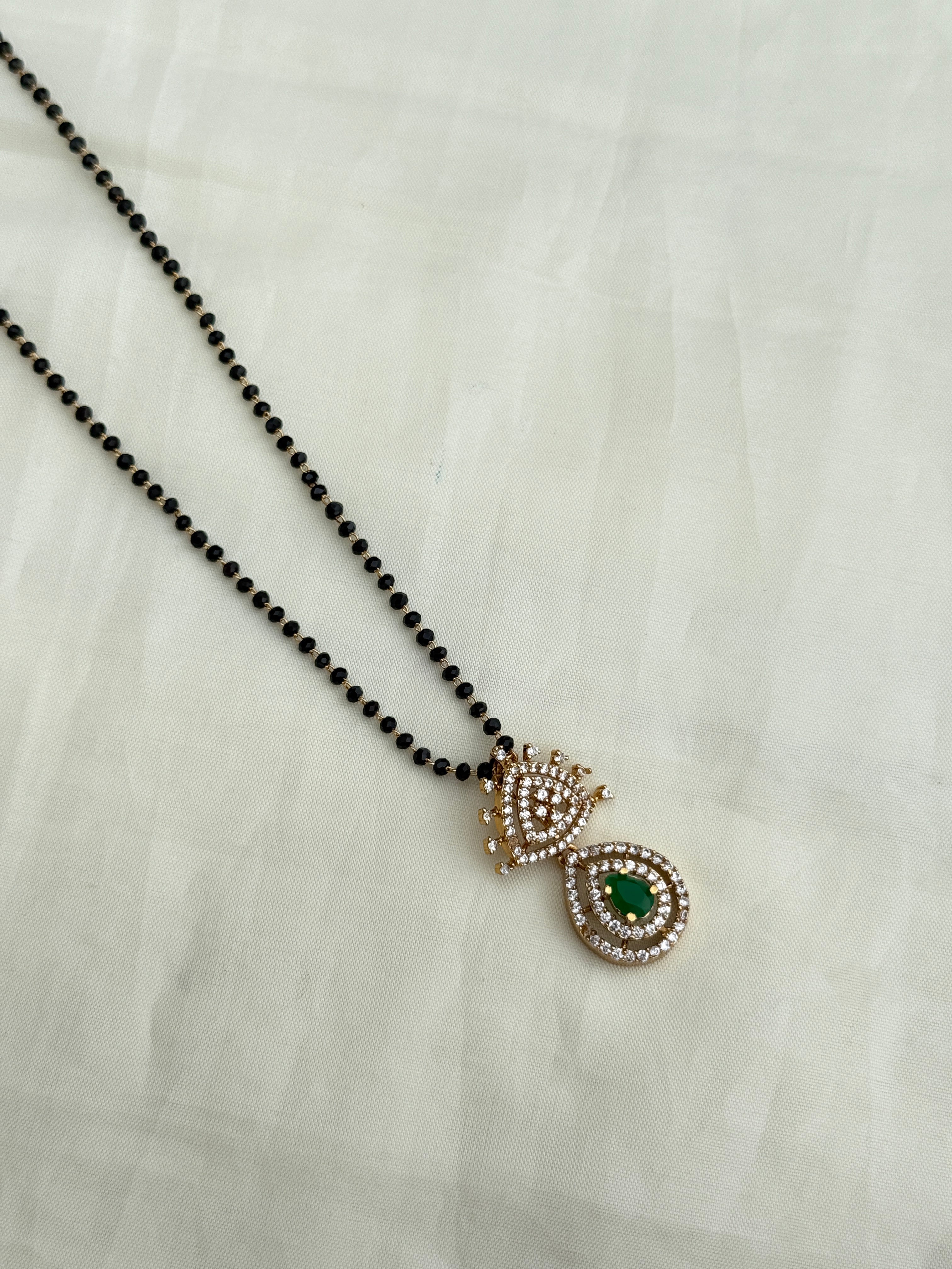Bb016 18 inches green stone blackbeads