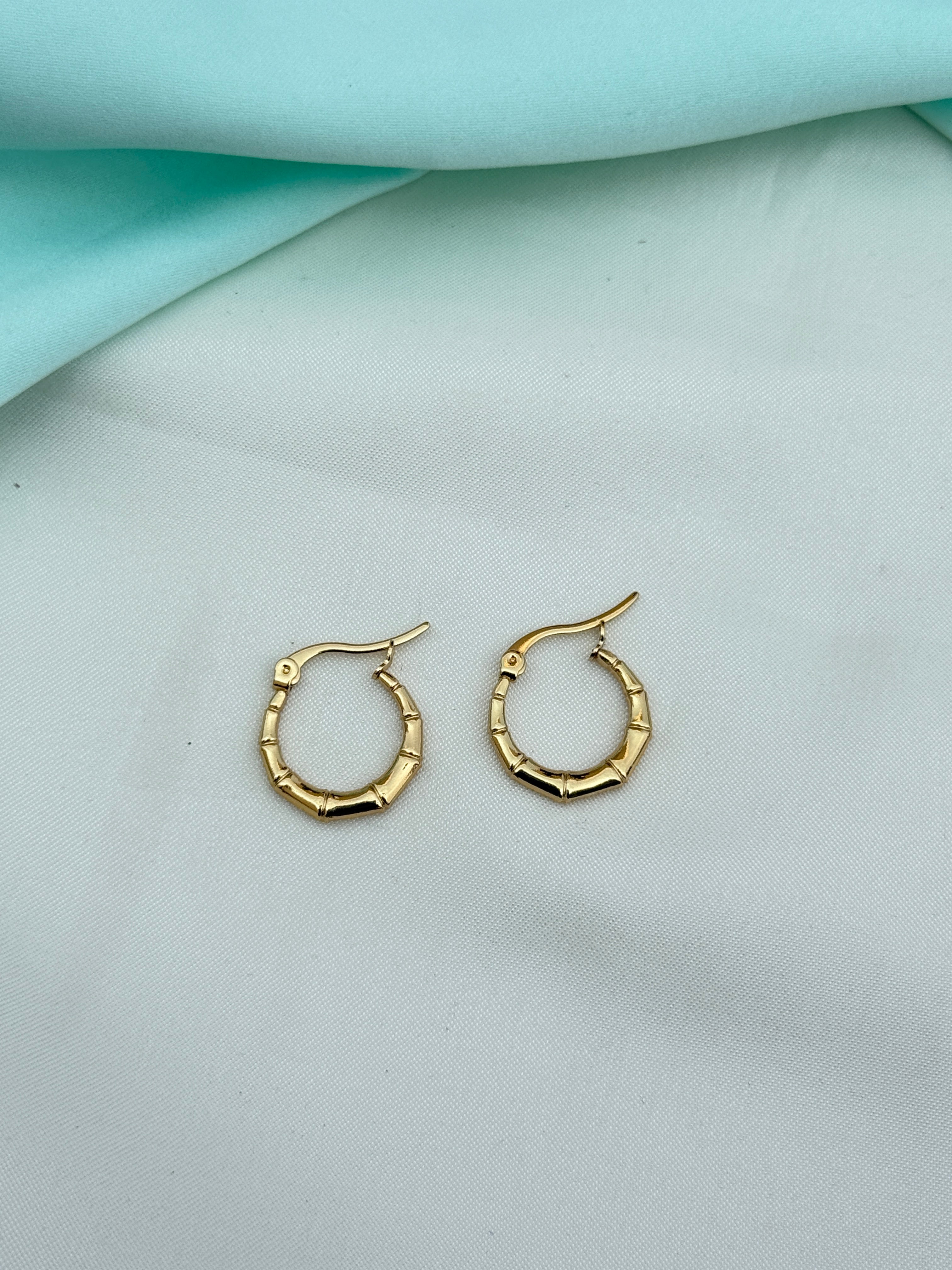 St043 anti tarnish locksystem studs