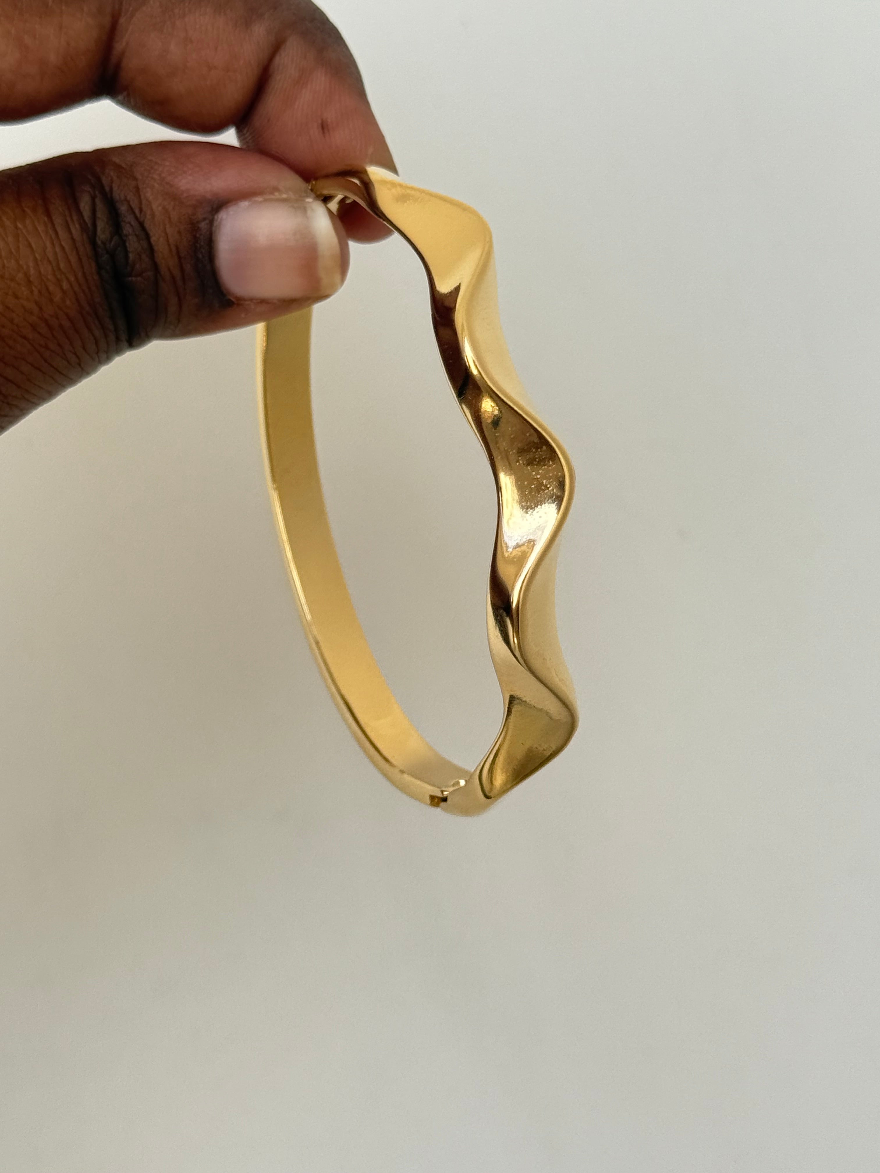 Br002 anti tarnish bracelet