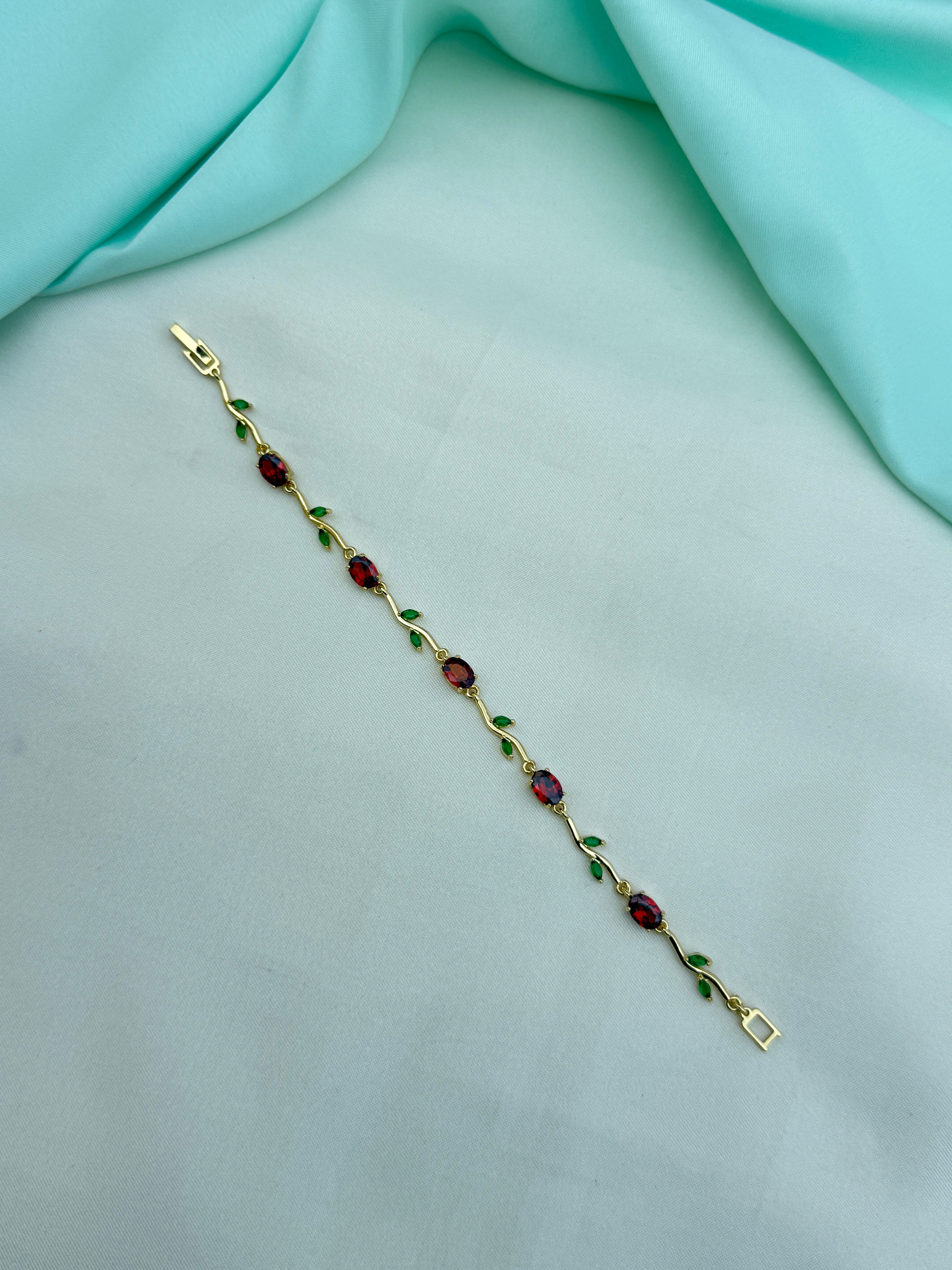 Ab551 anti tarnish tulip bracelet suits for 2-6 size