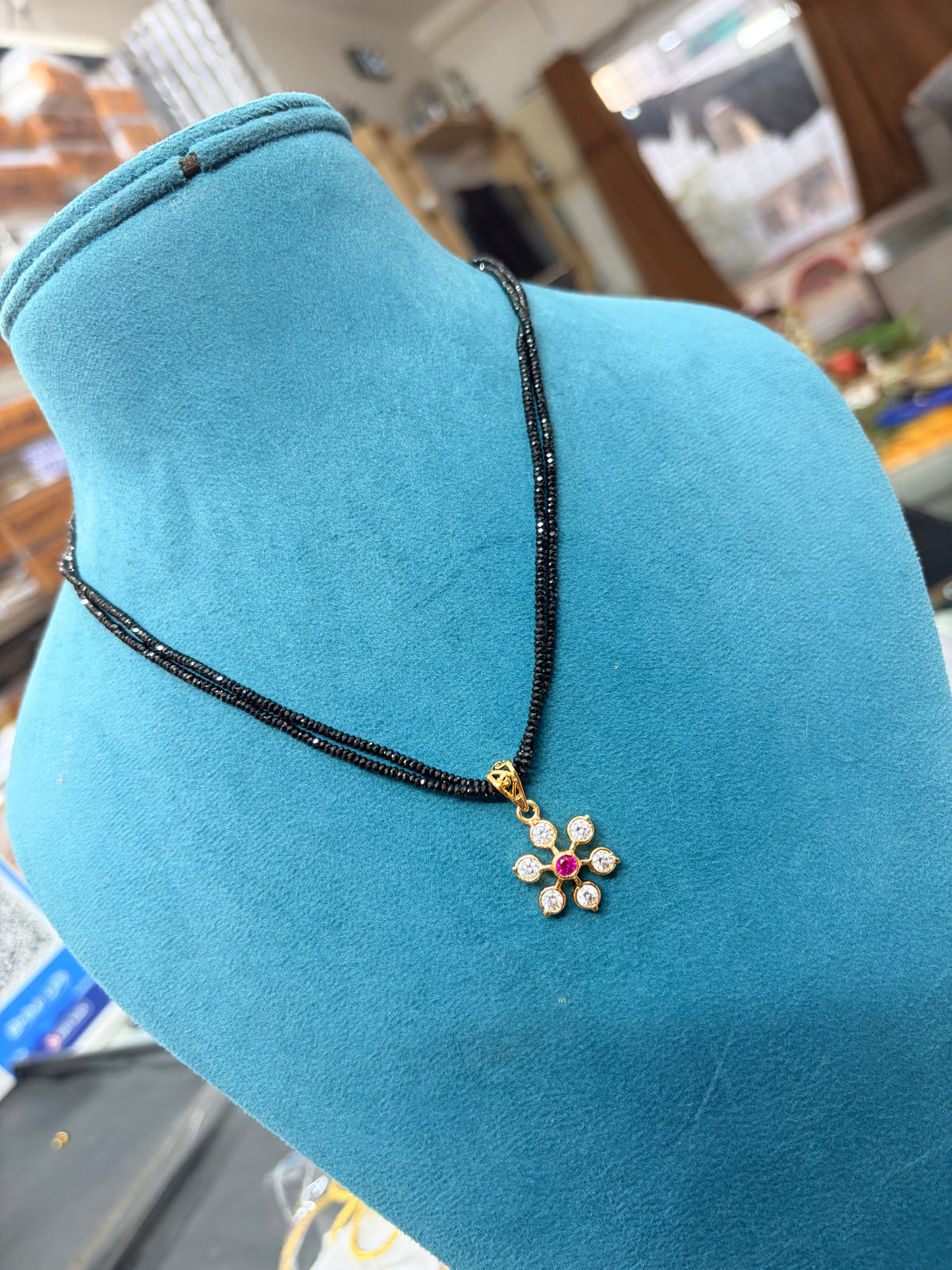 Unique 2 layers 18 inches with Panchaloham pendant crystal black beads bb351