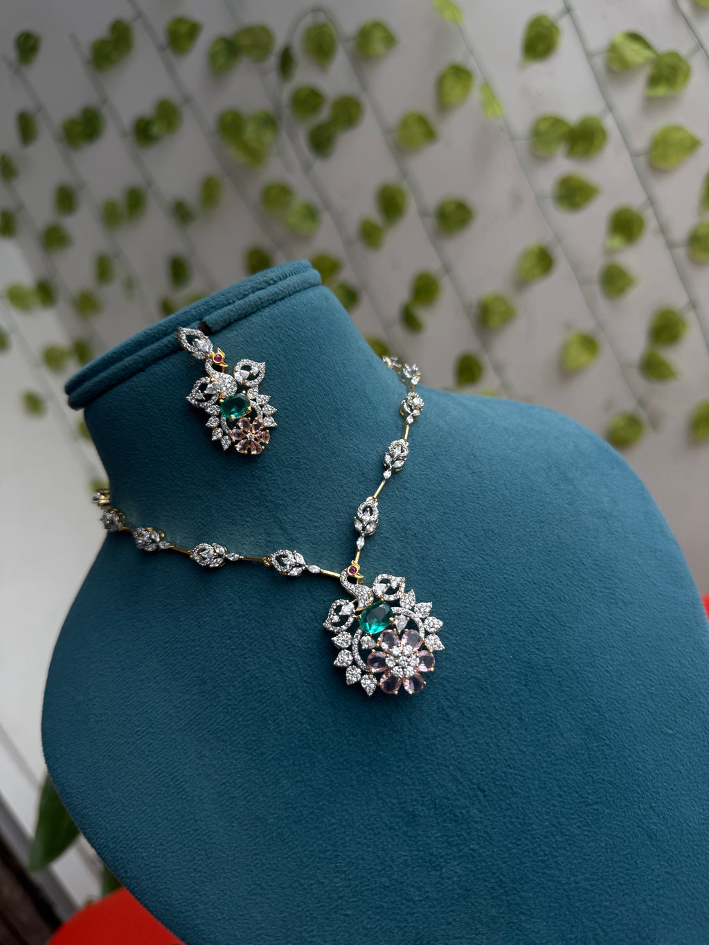 Emerald Bloom neckset flower design pendant with earrings ns259