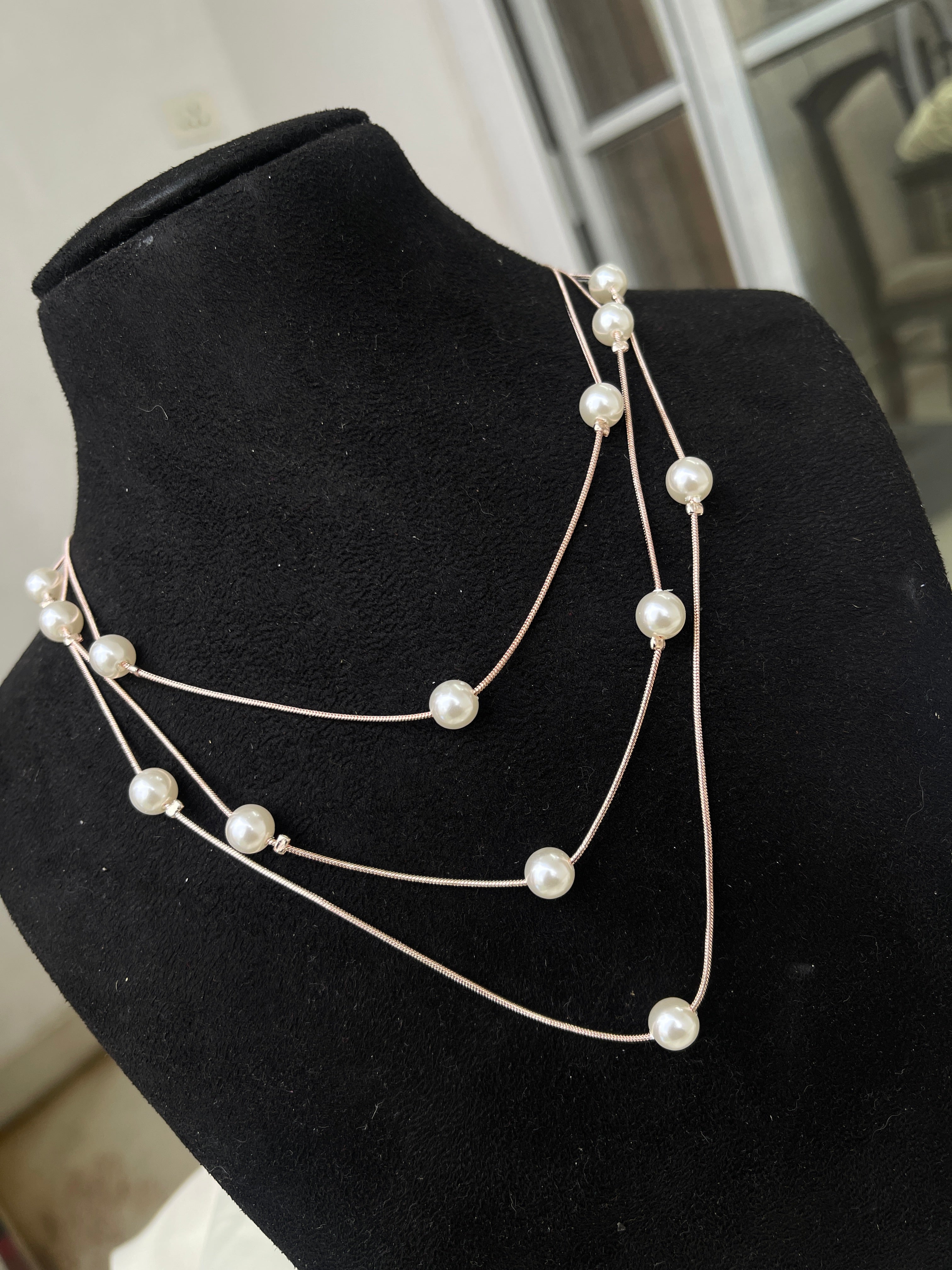 3 layers pearl Western chain