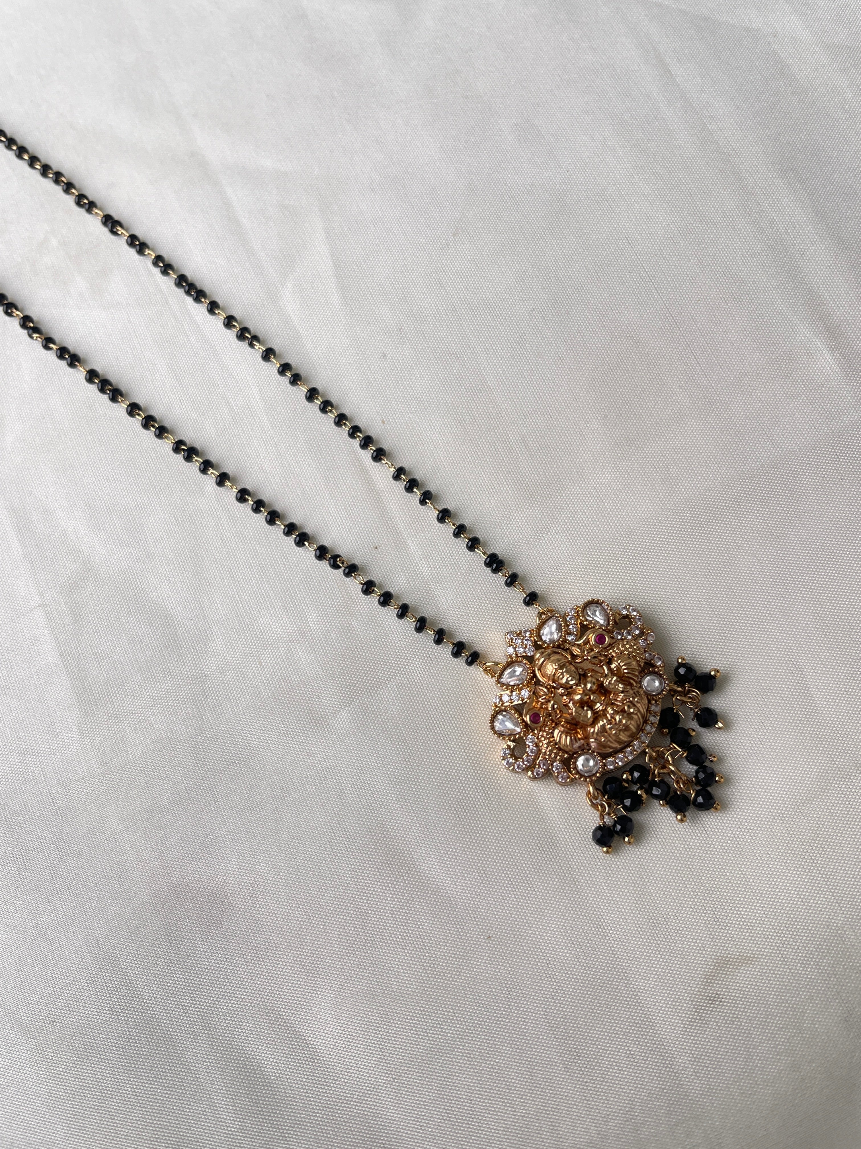 Lakshmi Devi moissanite single line blackbeads