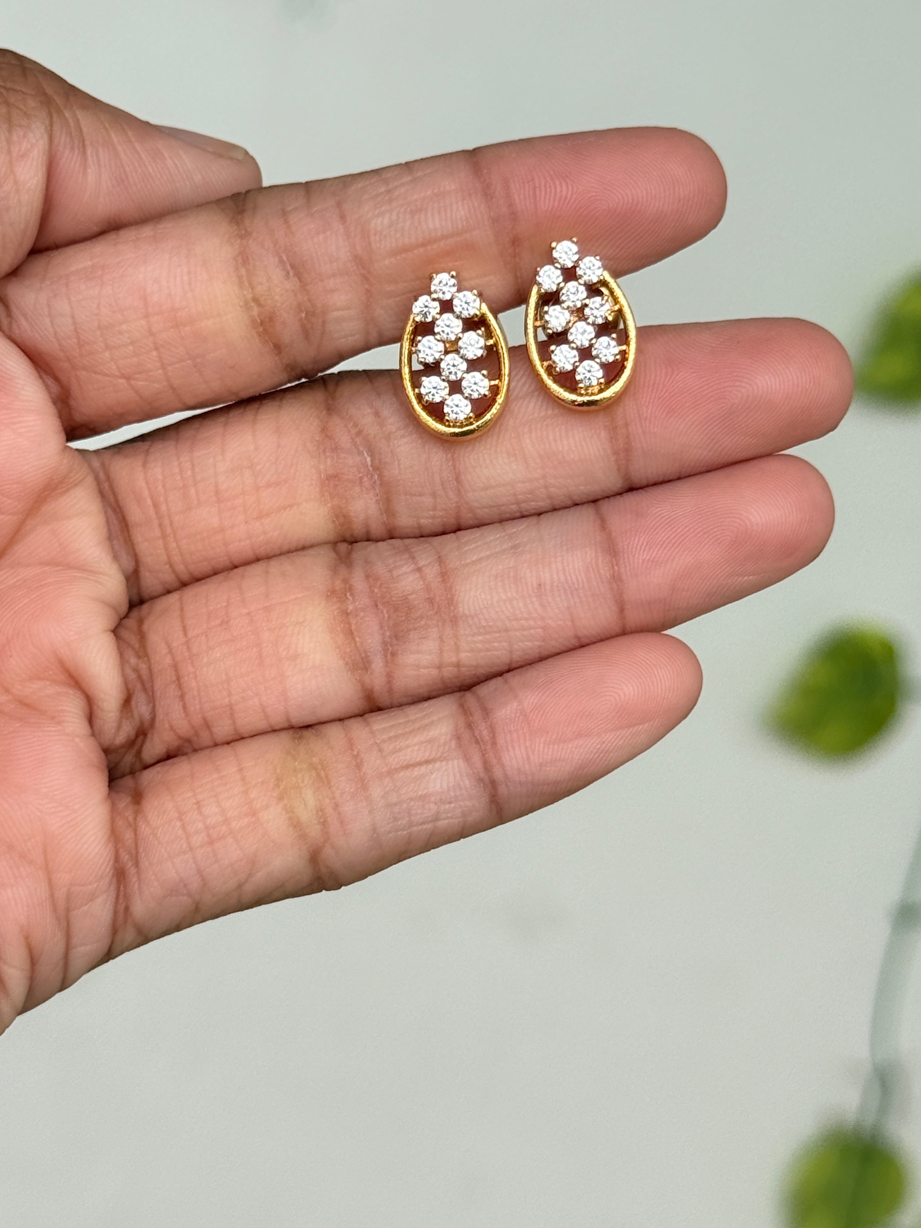 Ph535 panchaloham oval studs