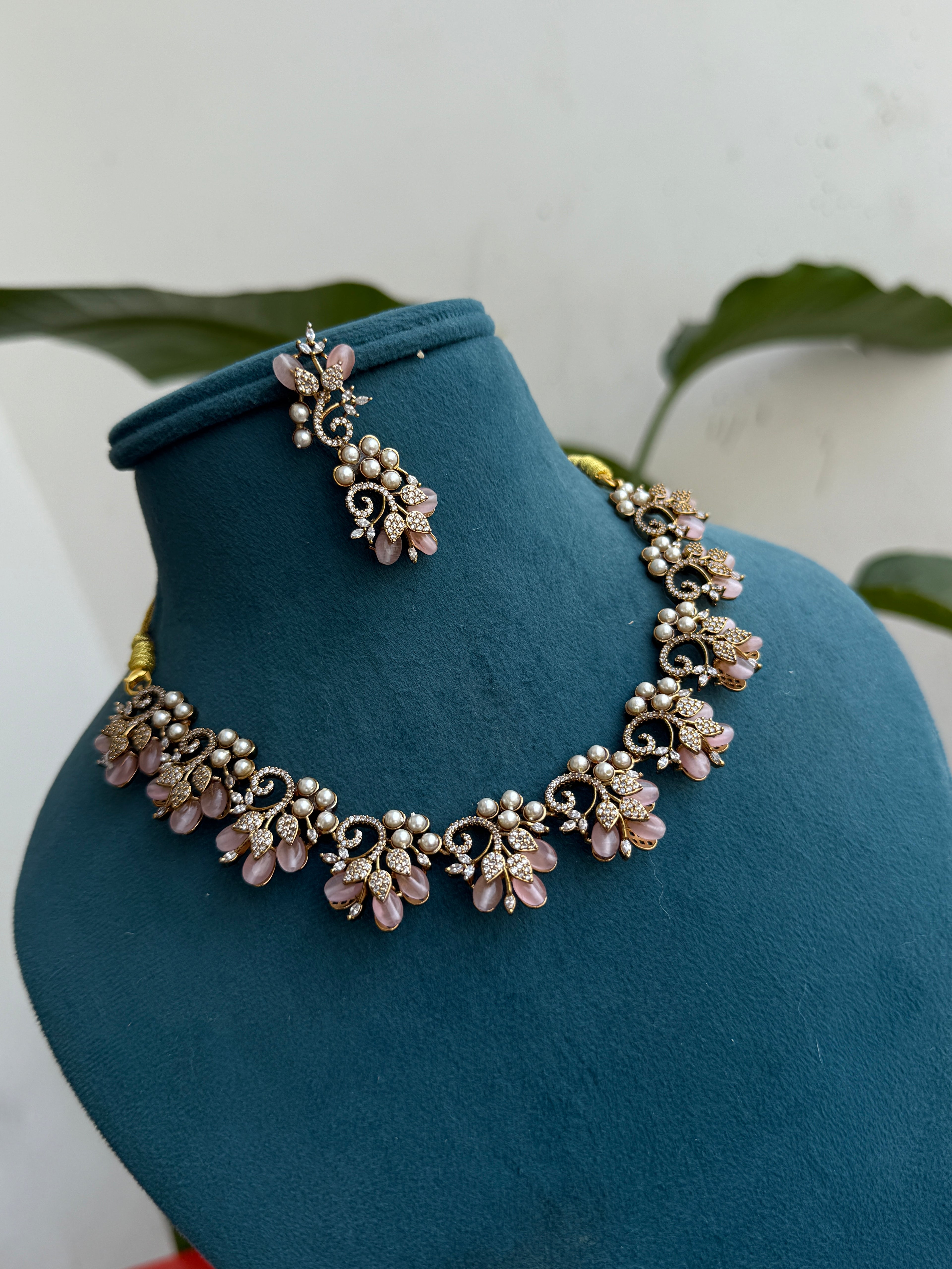Ns383 beads flower neckset