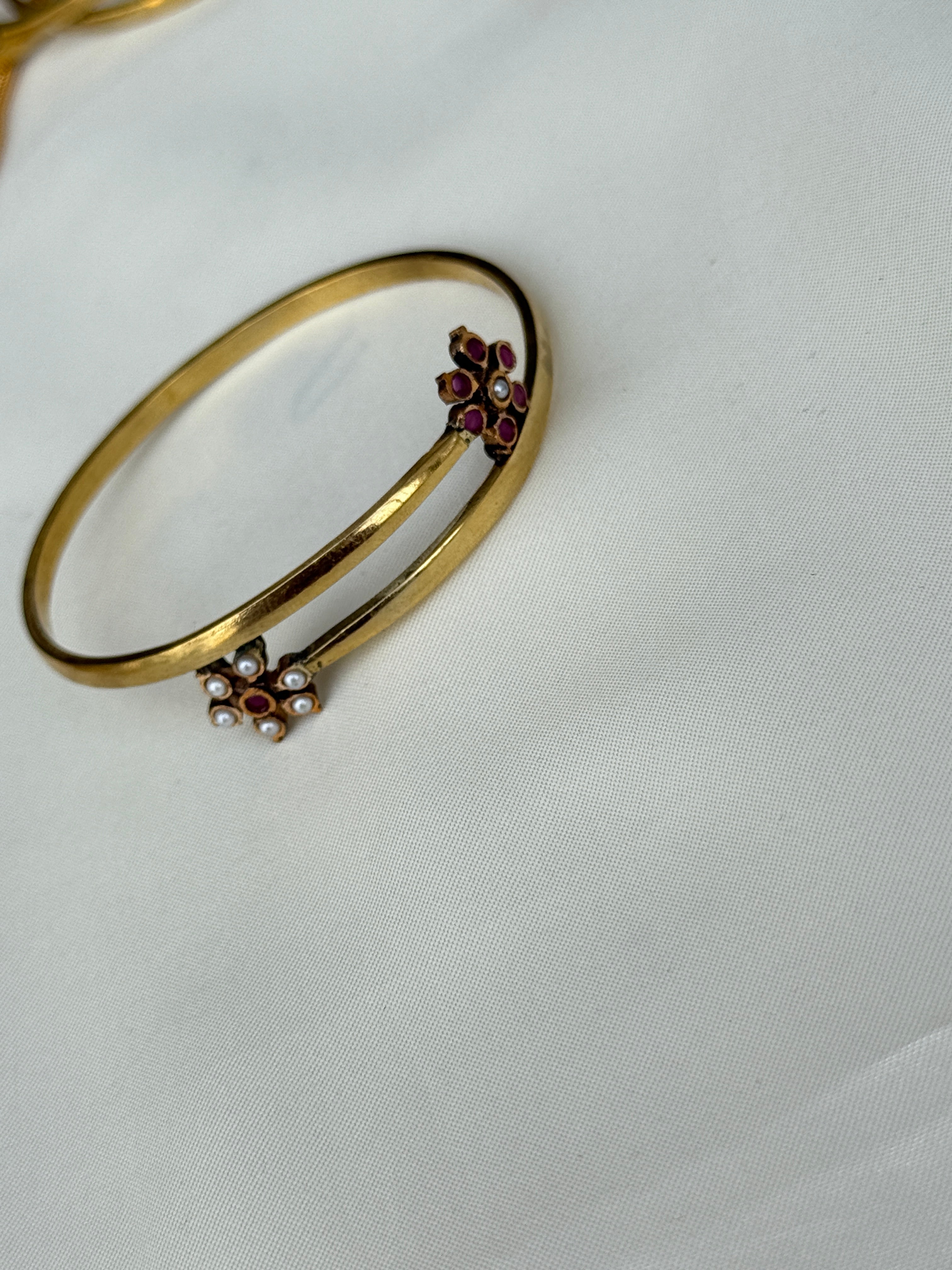 Br528 panchaloham flower kada bangle