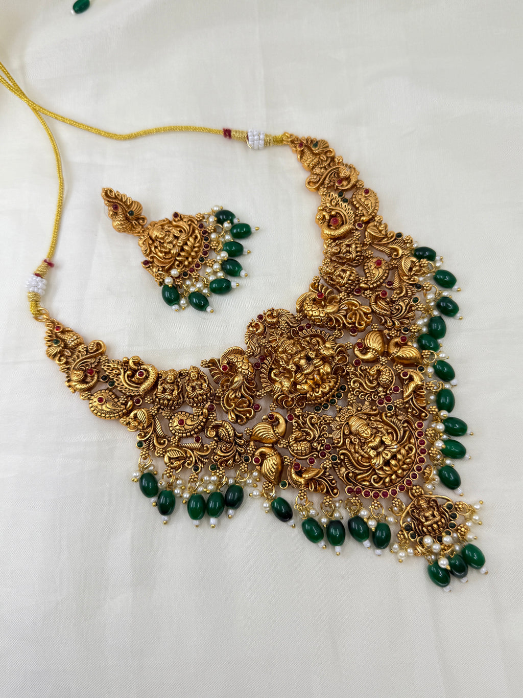 Ns286 Lakshmi Devi green beads heavy neckset