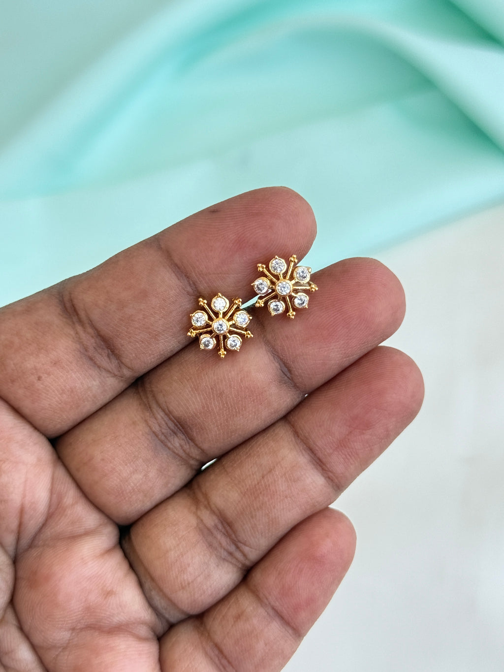 Ph522 Panchaloham small flower back screw studs
