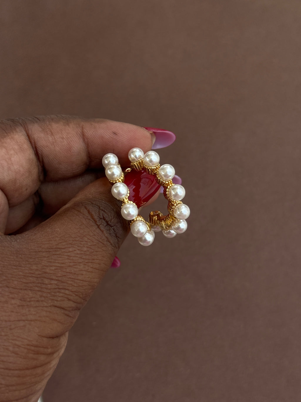 Er241 anti tarnish pearl hoop earrings