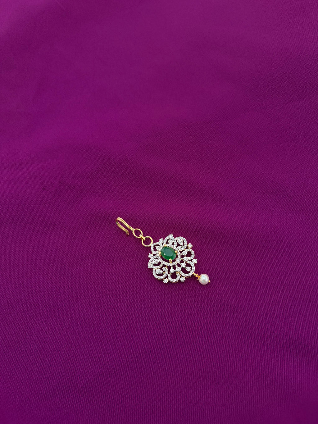 Diamond finish  green stone tikka Tk757