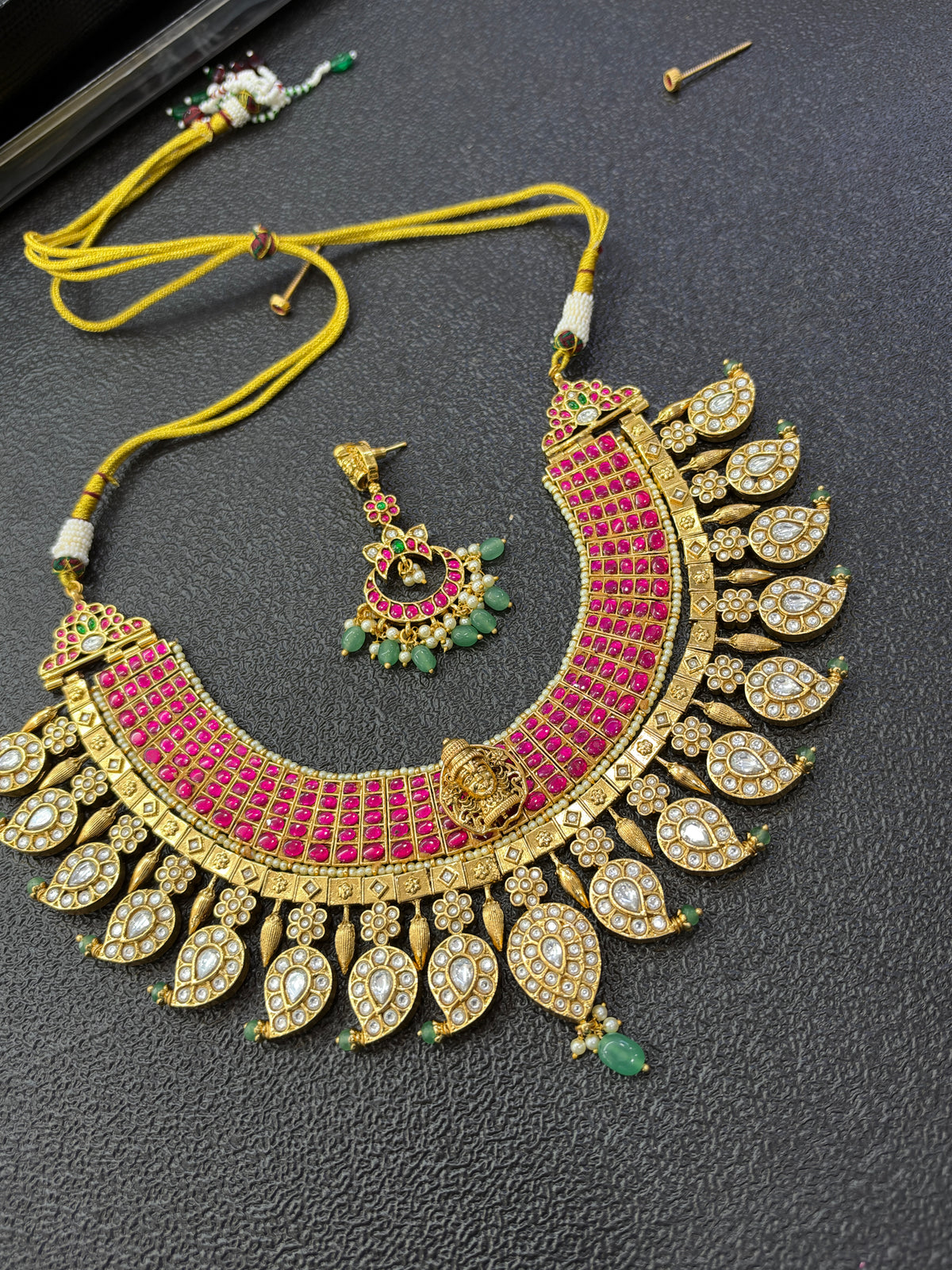Ns4001 jadau kundan gold replica heavy neckset can be used in 19 ways