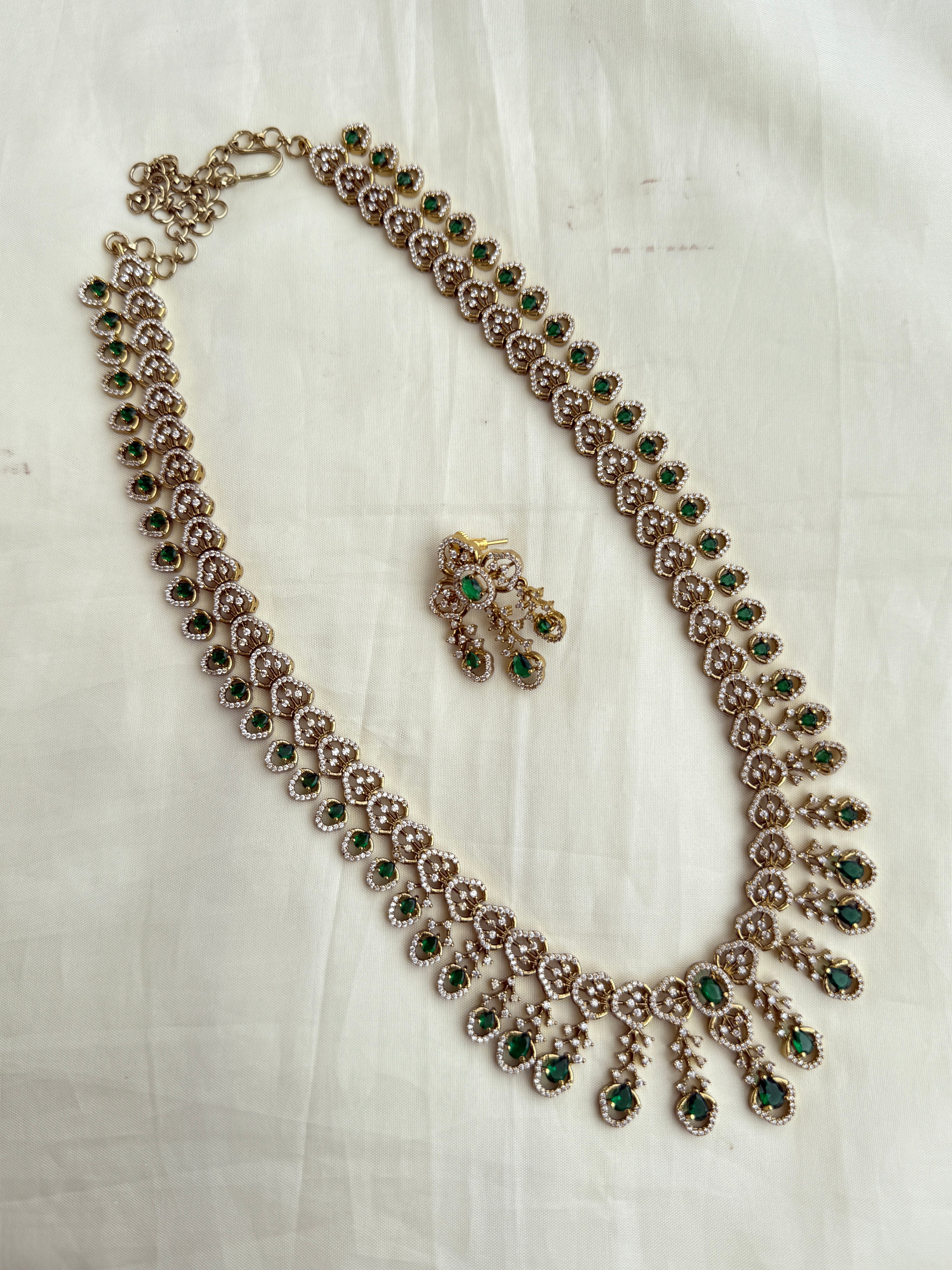 Lh2025 cz green stone long haram