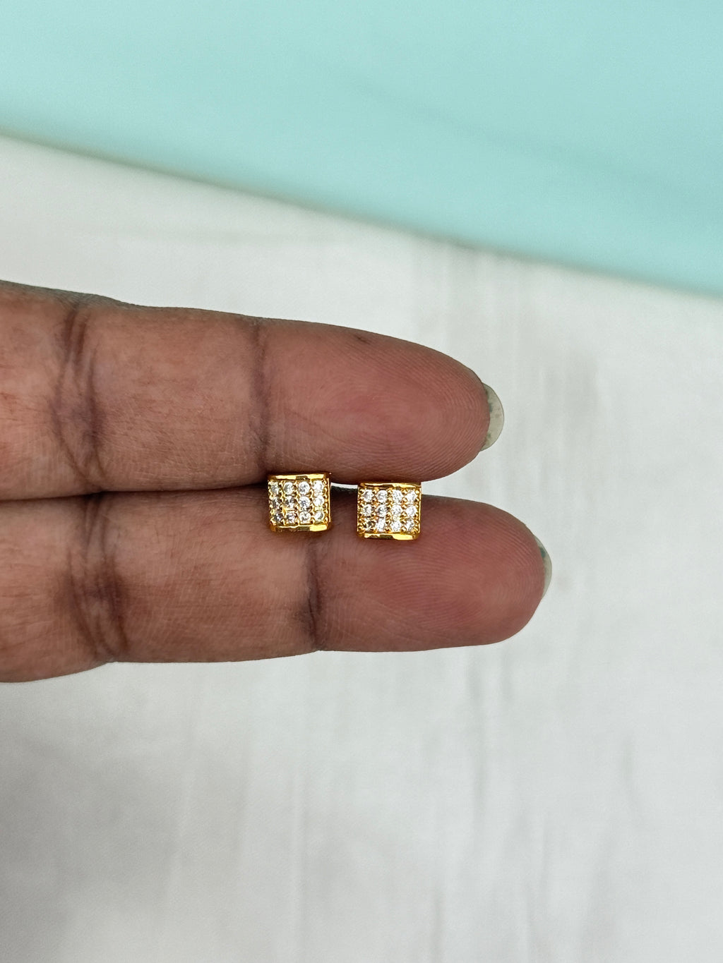 St165 box back ball  second (2nd) tops studs